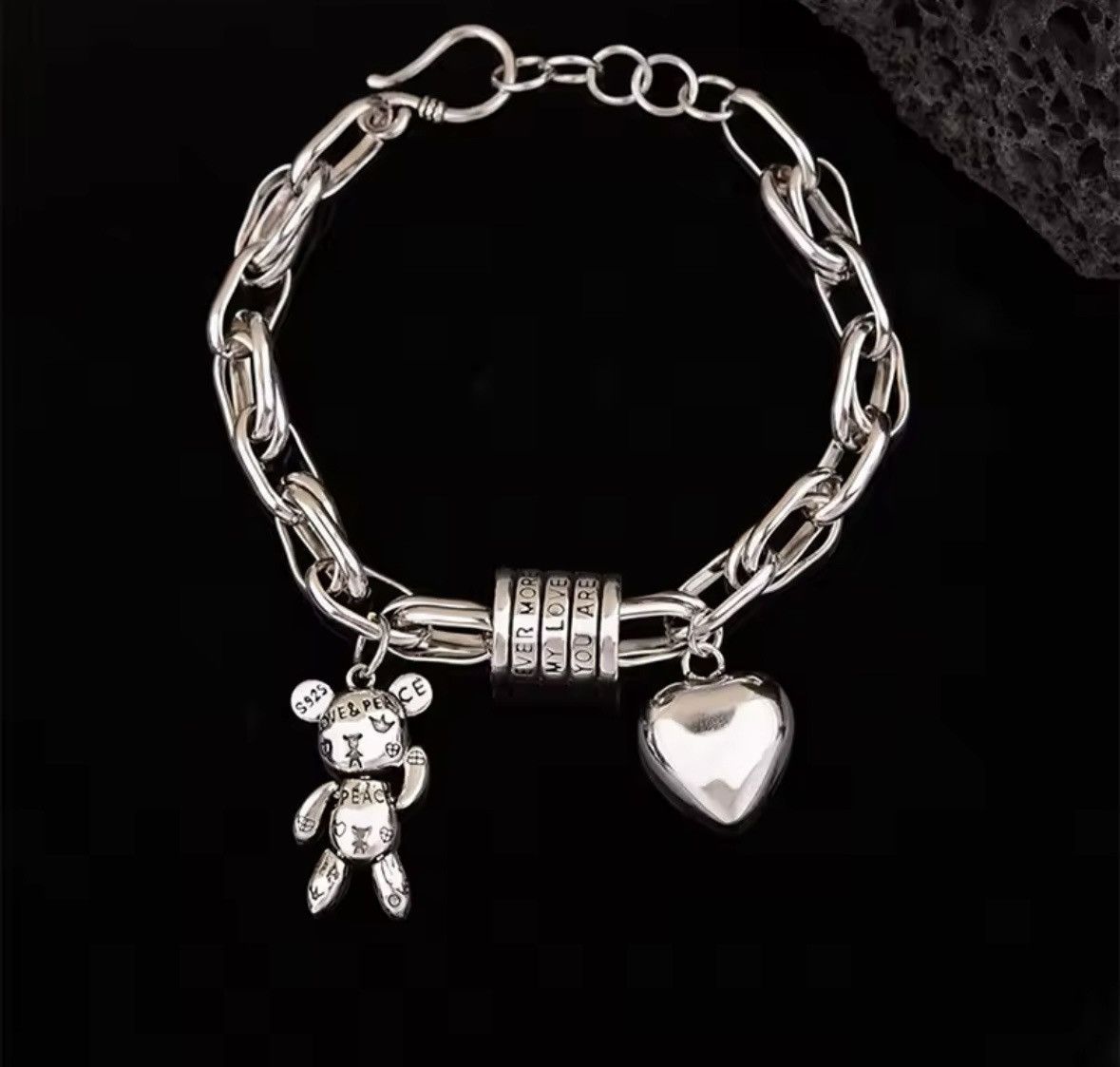 Other Silver Heart and Teddybear bracelet Size ONE SIZE - 1 Thumbnail