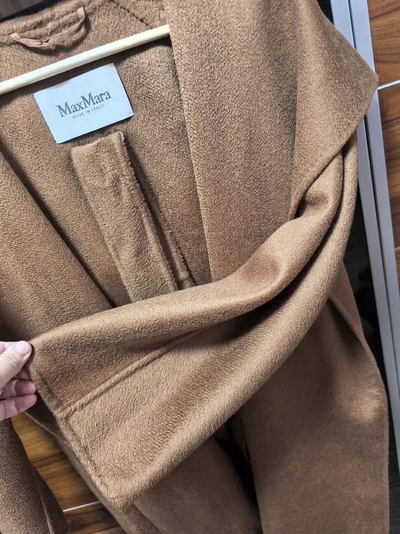 Max Mara Max Mara Reversible Cashmere Water Ripple Caramel Hoodie Size XS / US 0-2 / IT 36-38 - 4 Thumbnail