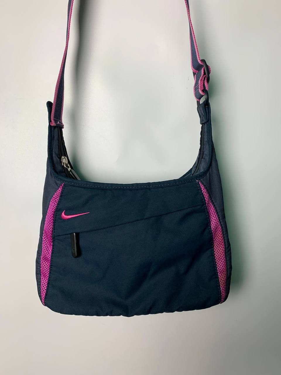 Vintage streetwear Y2K sportswear Nike bag
