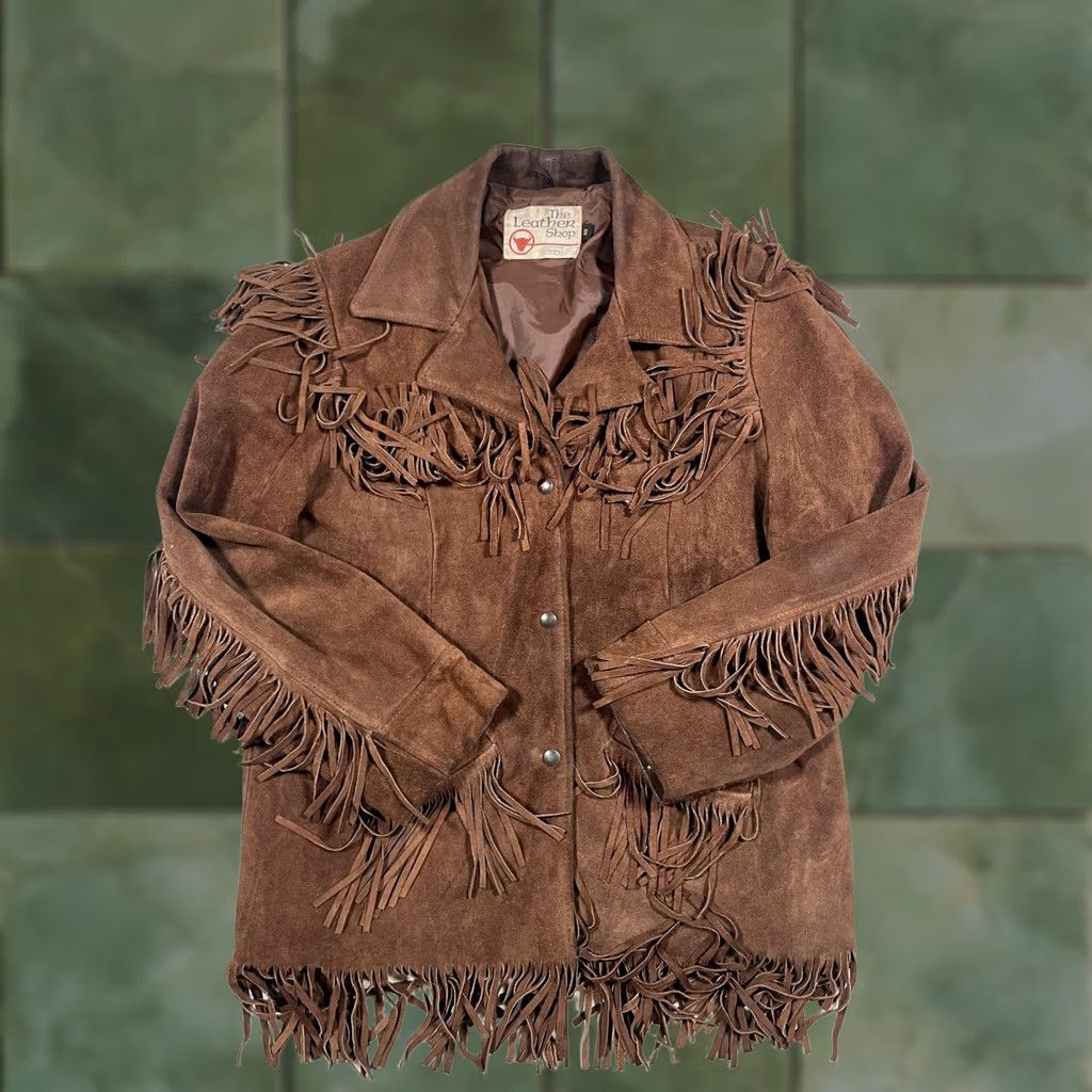 Sears Vintage The Leather Shop Jacket Womens 18 Brown Suede Fringe Western Sears Jacket Women 18 Brown Fringe Size XXL / US 16-18 / IT 52-54 - 1 Thumbnail