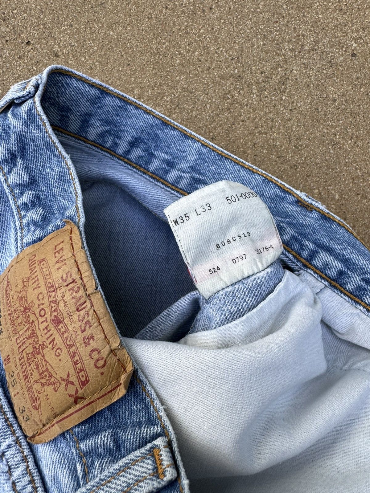 Levi's Vintage 90s Levi’s 501xx Buttonfly Straight Leg Jeans 32x30 Size US 32 / EU 48 - 6 Thumbnail