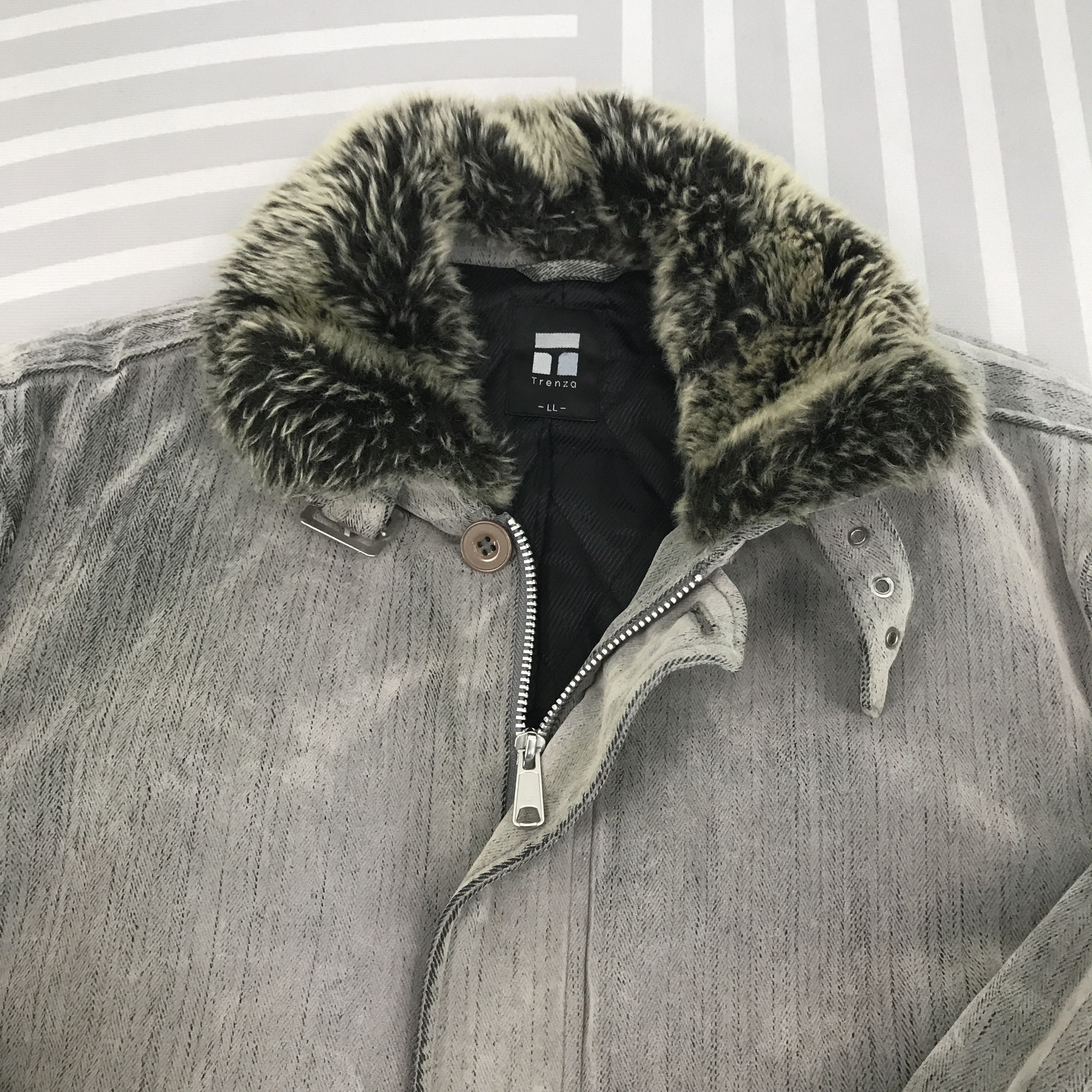 Designer × Japanese Brand × Vintage Vintage Trenza Punk japan Fur collar zipper Jacket Size US L / EU 52-54 / 3 - 8 Thumbnail