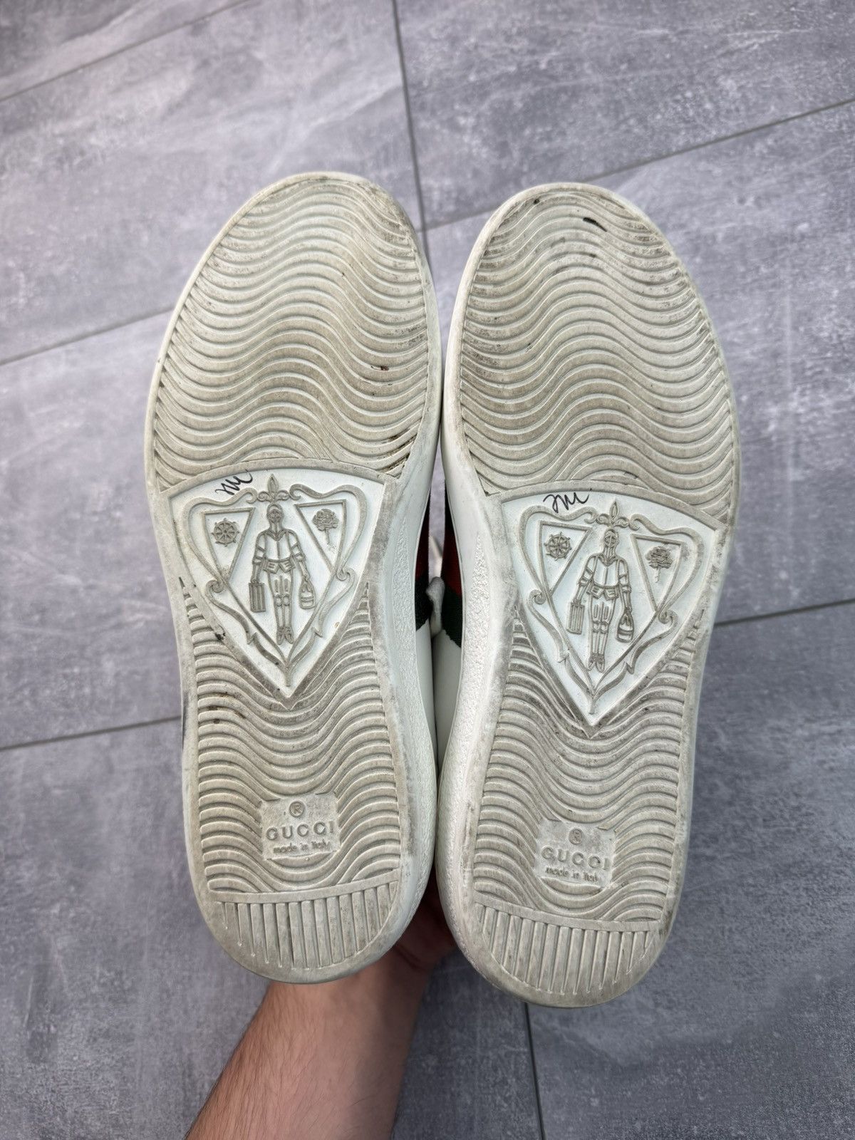 Gucci Gucci Ace Tiger Leather Sneakers White Size US 7 / EU 40 - 7 Thumbnail