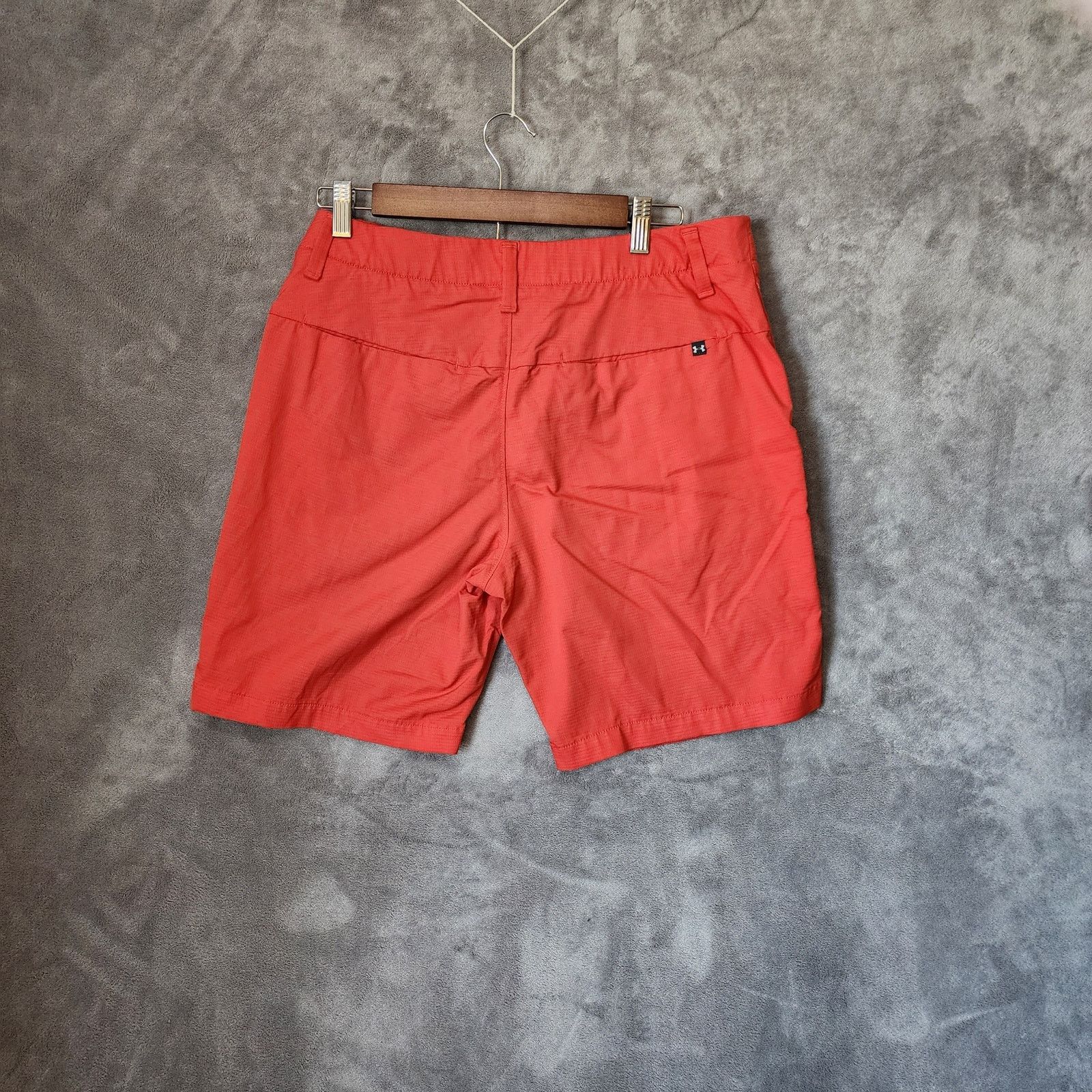 Under Armour Under Armour Men's Medium Red Board Shorts Size US 32 / EU 48 - 2 Thumbnail
