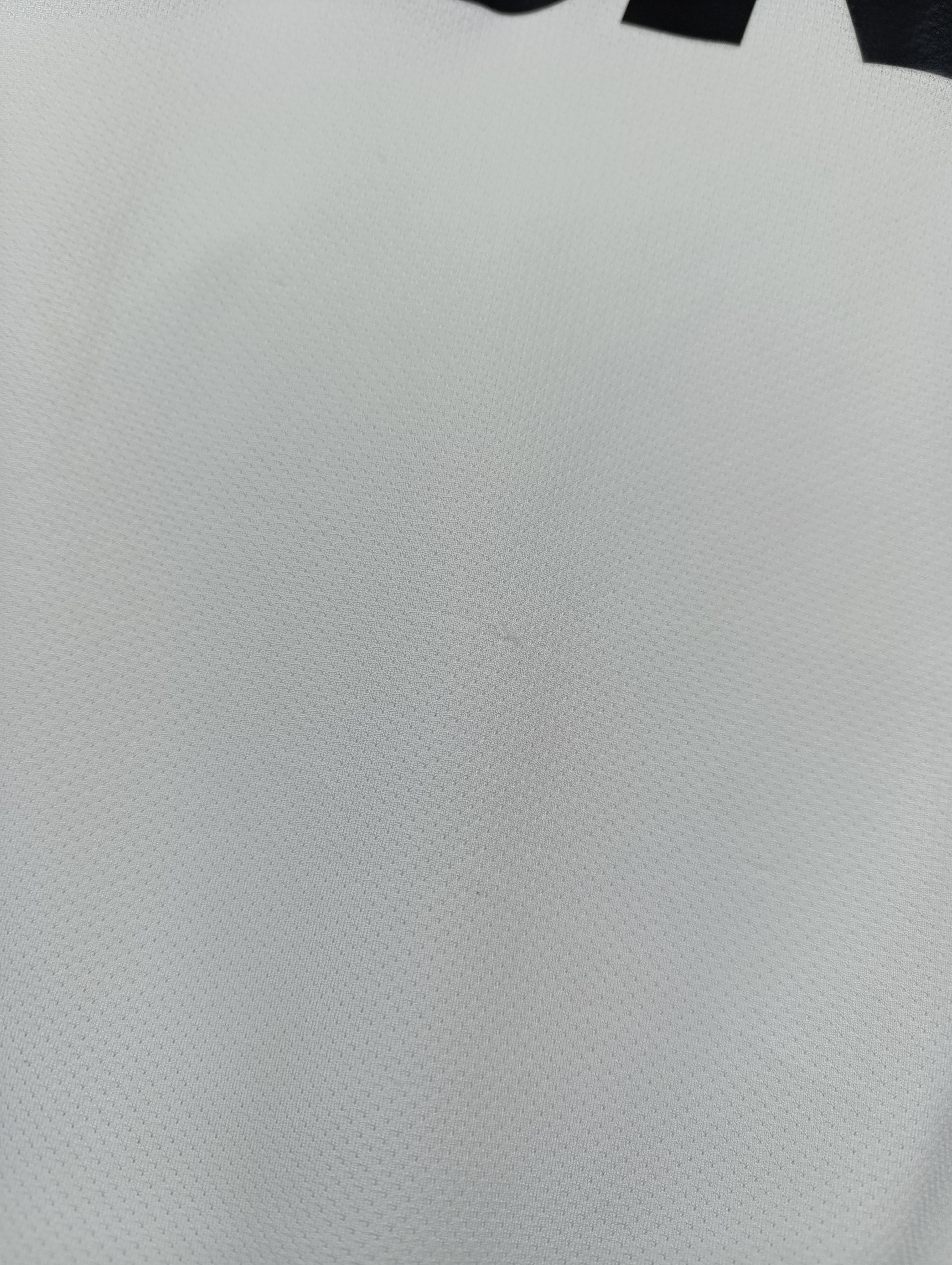Nike NIKE MANCHESTER UNITED 2010/2011 THIRD SHIRT JERSEY Size US M / EU 48-50 / 2 - 5 Thumbnail