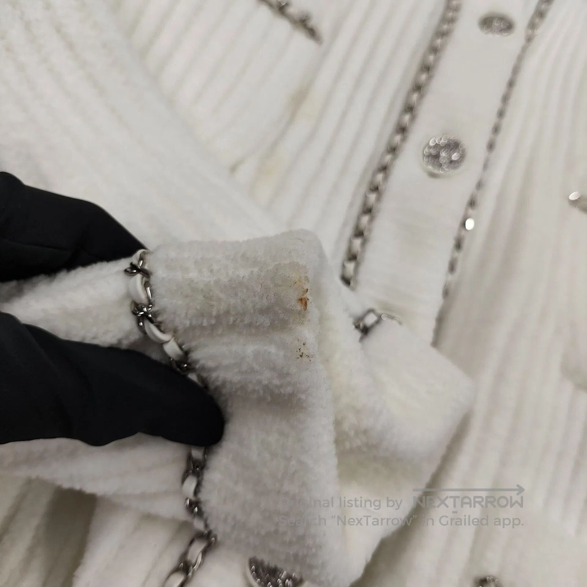 Chanel Chanel 22B White Corduroy Chain Trim Coat. Size XXS / US 00 / IT 34 - 8 Thumbnail