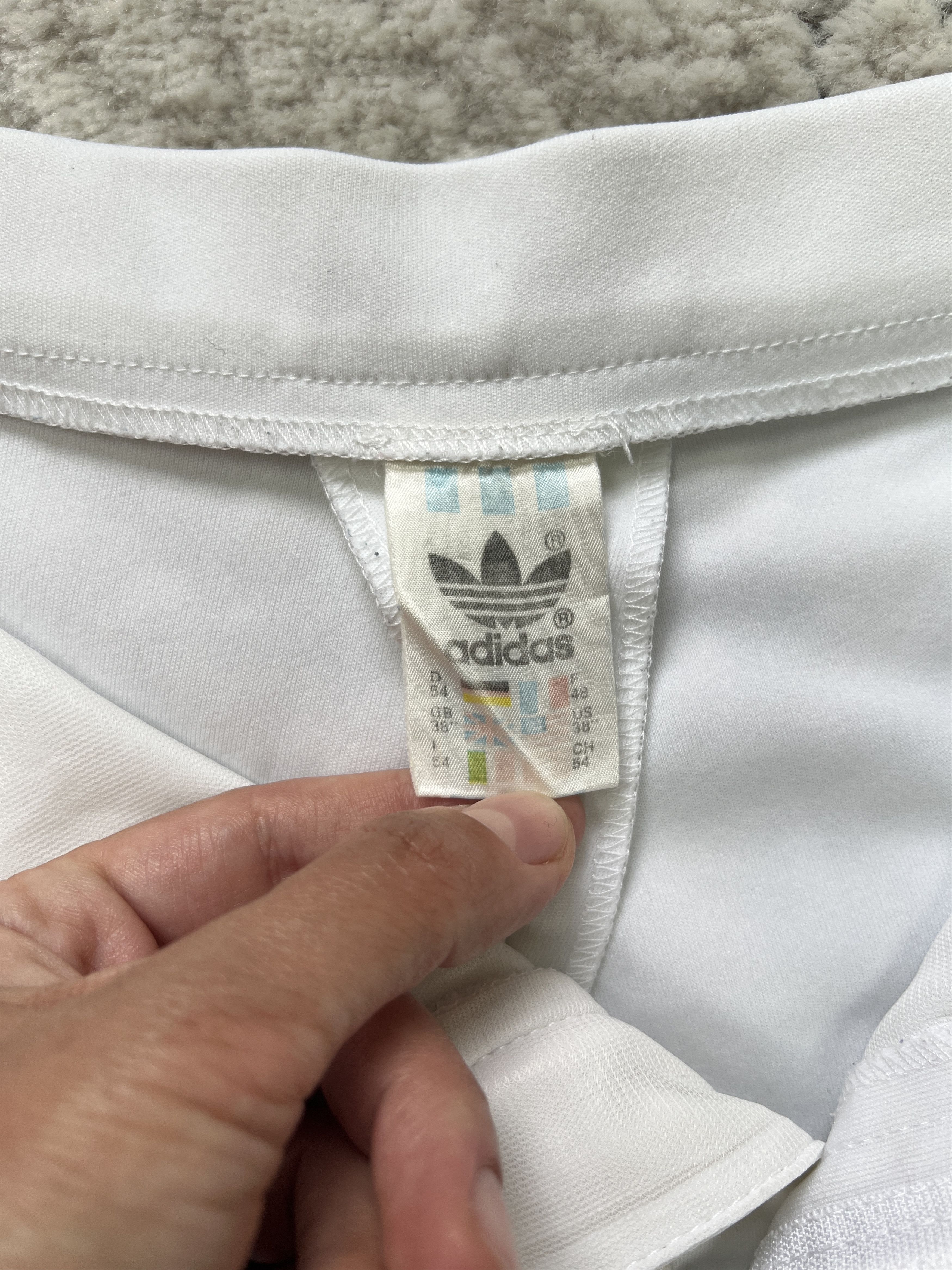 Adidas Vintage Adidas Trefoil White Tennis Sport Shorts Hong Kong Size US 38 / EU 54 - 15 Thumbnail