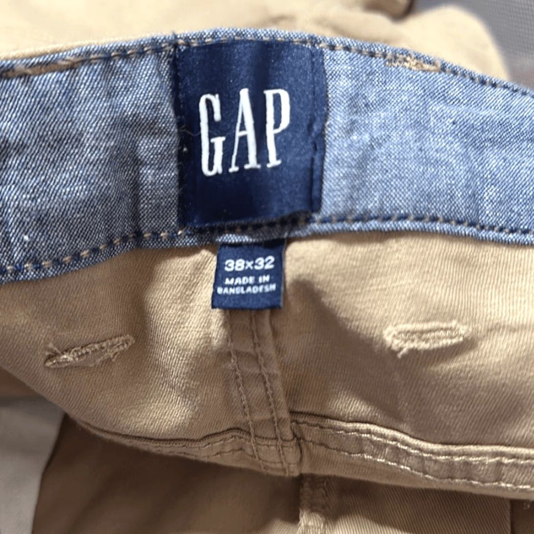 Gap VINTAGE Gap Men’s 5 Pocket Khaki Pants Slim Fit 38x32 Tan Khakis Mens Regular Inseam 32 NEW Size US 38 / EU 54 - 7 Thumbnail