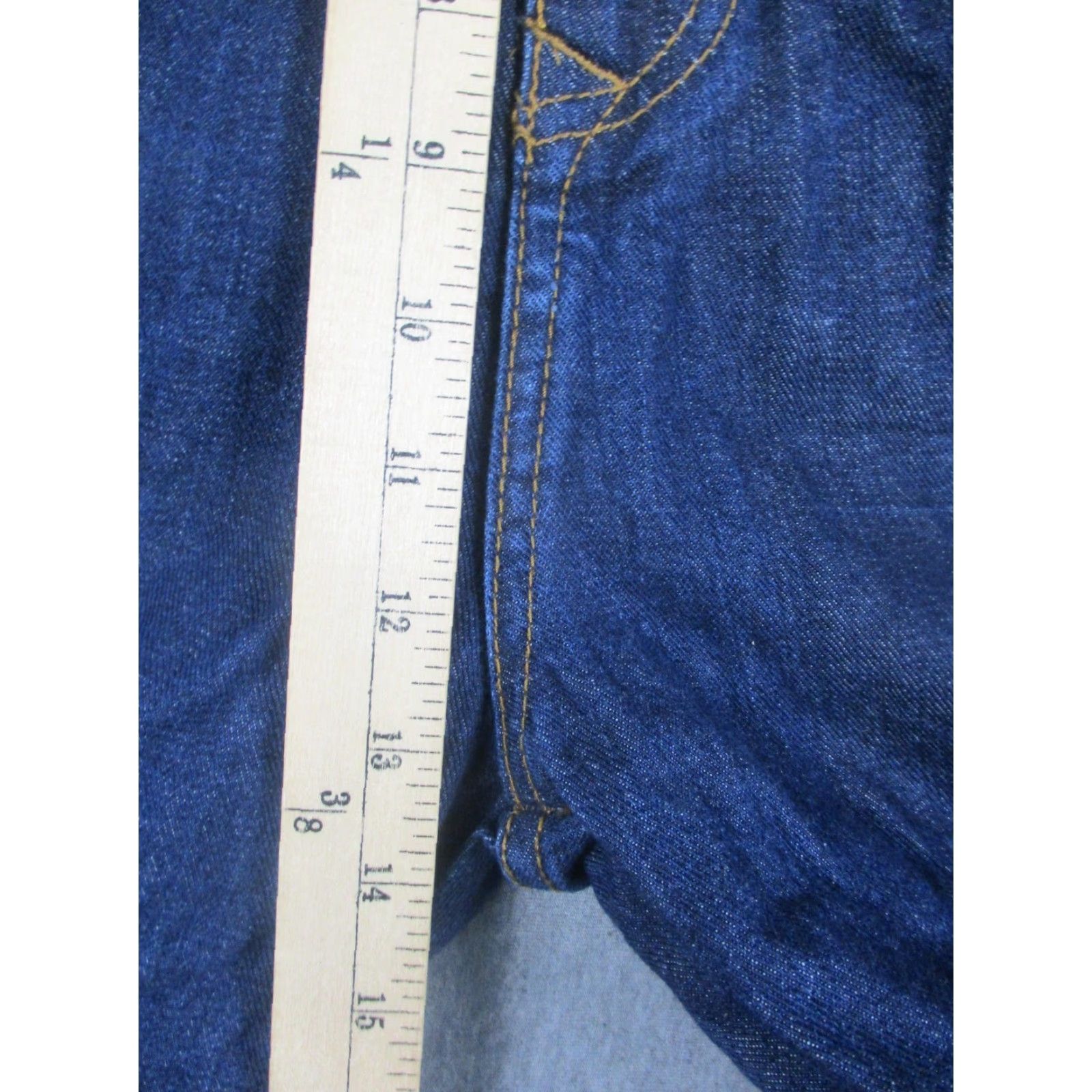 Ecko Unltd. VINTAGE Ecko Unltd Jeans Mens 38x34 Blue Denim Relaxed Fit Straight Leg Jeans Mens 38/34 Dark Blue Denim with Contrast Stitching Size US 38 / EU 54 - 4 Thumbnail