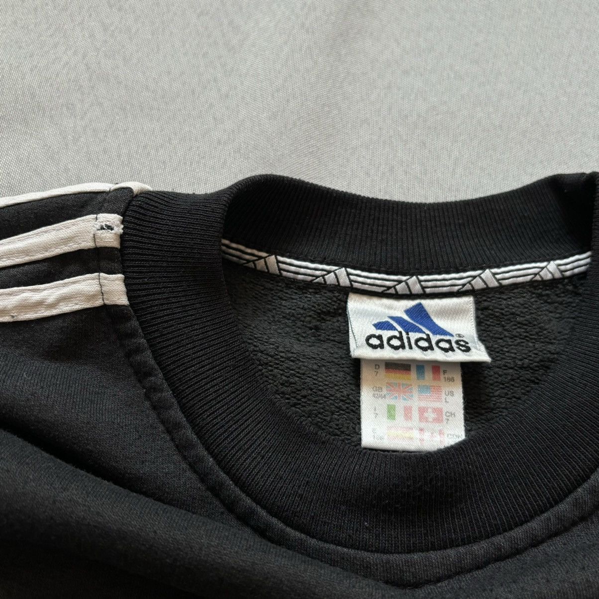 Adidas Adidas vintage sweatshirt rare black large Size US L / EU 52-54 / 3 - 4 Thumbnail