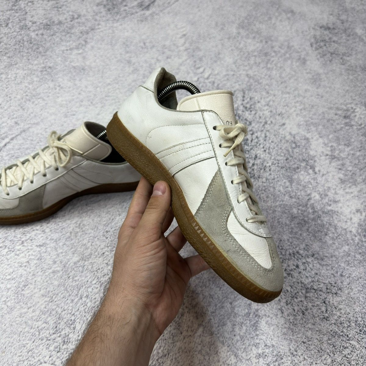 Vintage Vintage GATs BW Sport Low Tops 24.5cm US8.5 UK5.5 Size US 8 / IT 38 - 6 Thumbnail