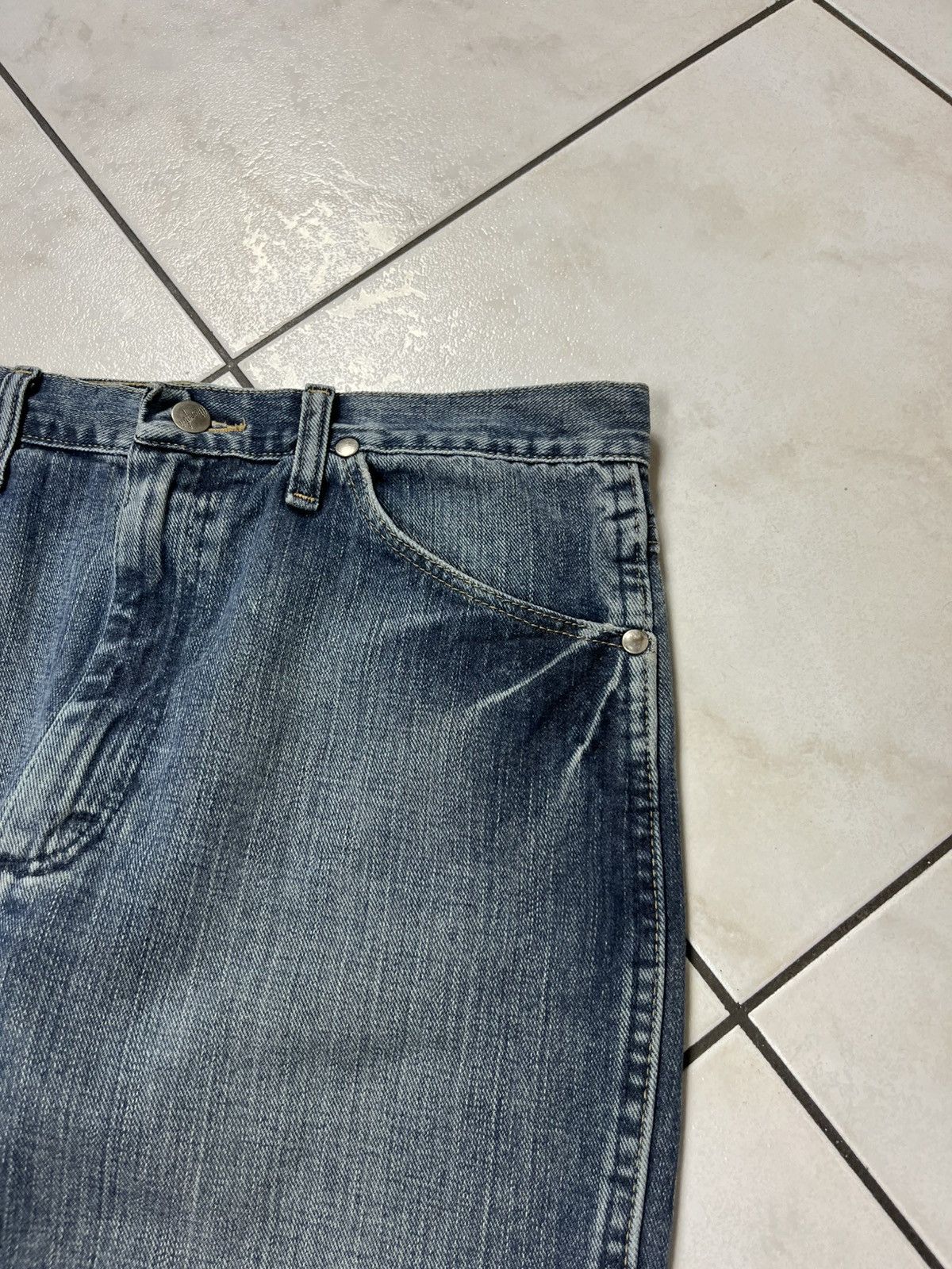 Vintage × Wrangler Vintage Wrangler cowboy cut distressed washed denim jeans Size US 33 - 6 Thumbnail