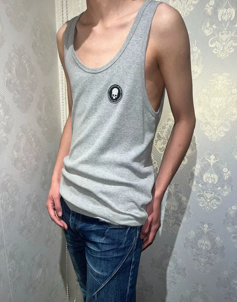 Number (N)ine Number (N)ine01ss show skull vest 2503-Nextarrow Size US L / EU 52-54 / 3 - 1 Thumbnail