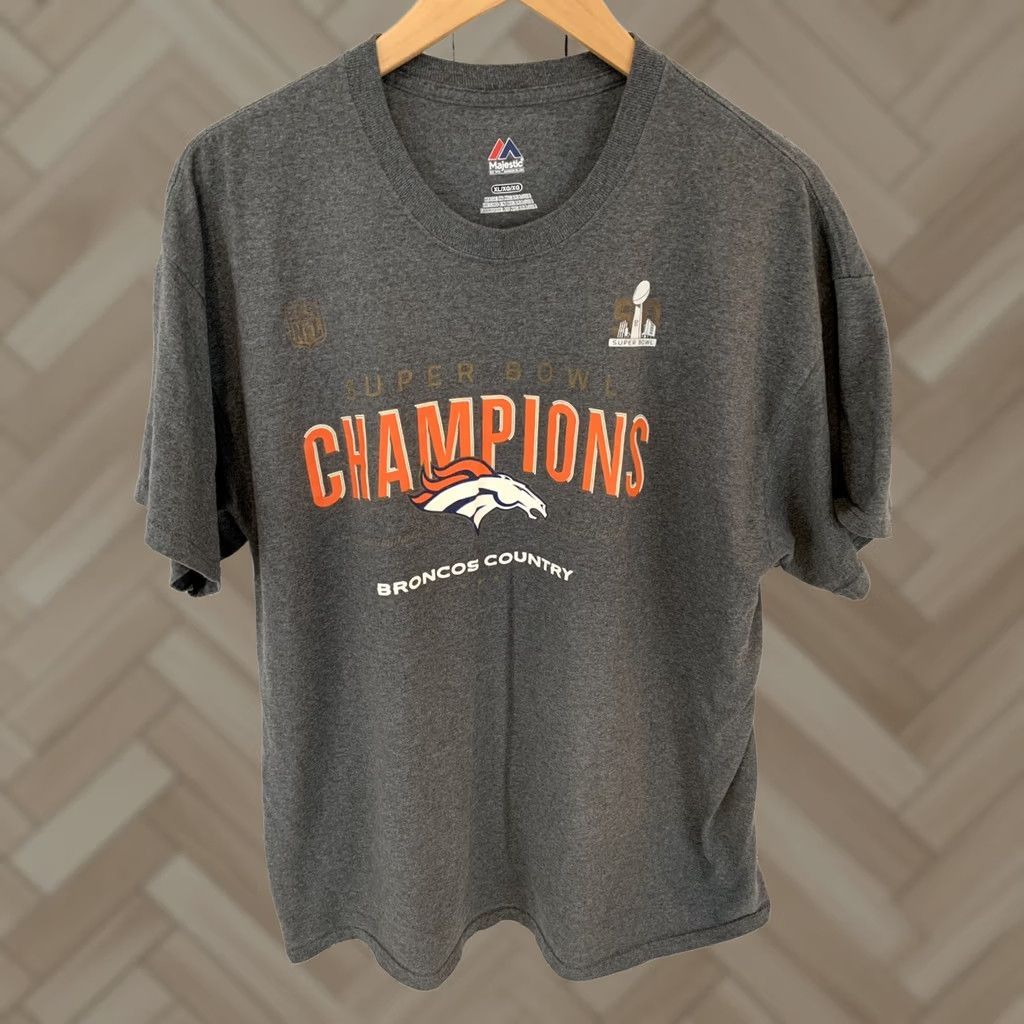 Champion Majestic T-Shirt Denver Broncos Super Bowl 50 Champions Gray XL R3 VGUC Men Short Sleeve Graphic Tee Size US XL / EU 56 / 4 - 1 Thumbnail