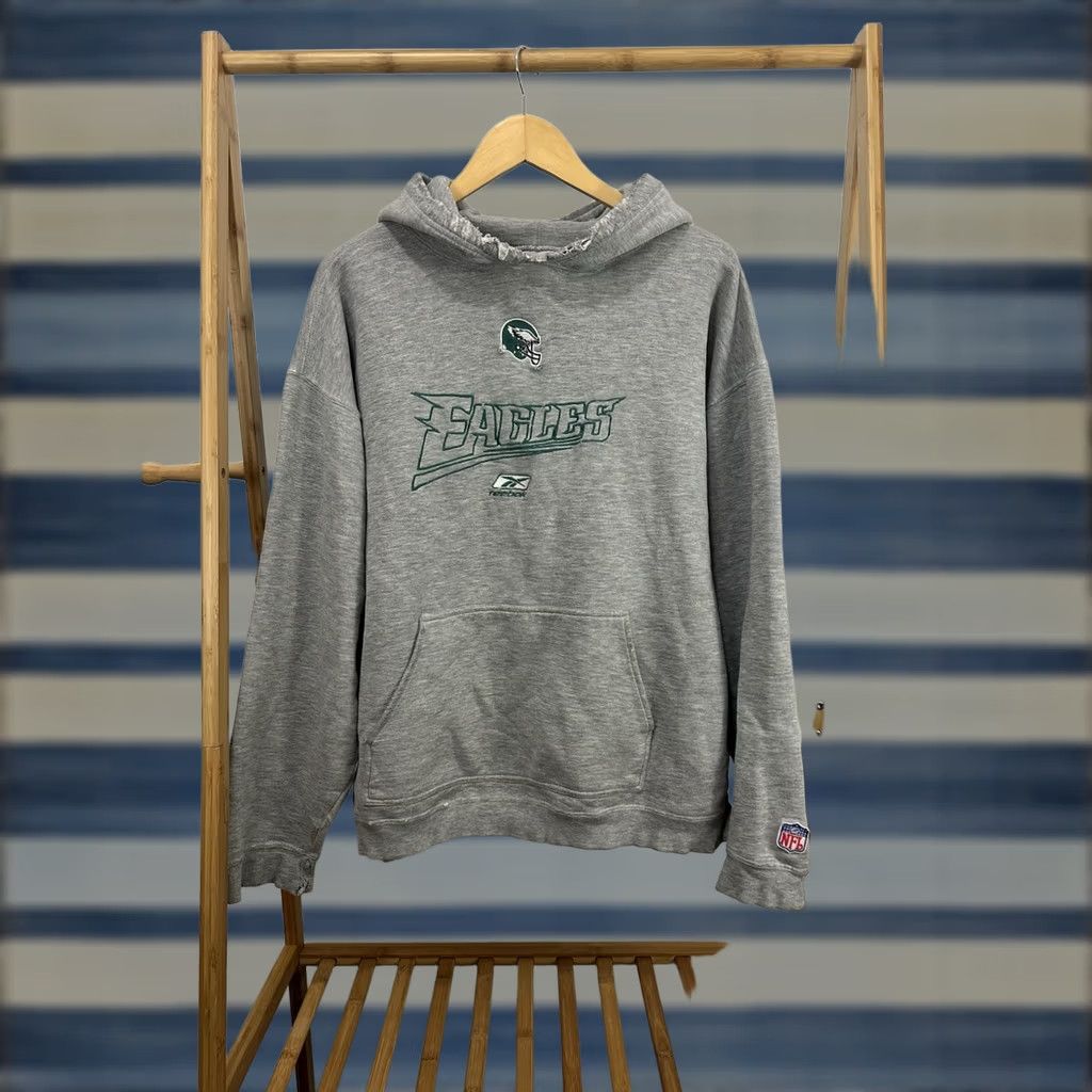 Reebok VTG Reebok Philadelphia Eagles NFL Thrashed Distressed Hoodie Sweatshirt L Men Gray Pullover Football Grunge NFL Mens Size US L / EU 52-54 / 3 - 1 Thumbnail