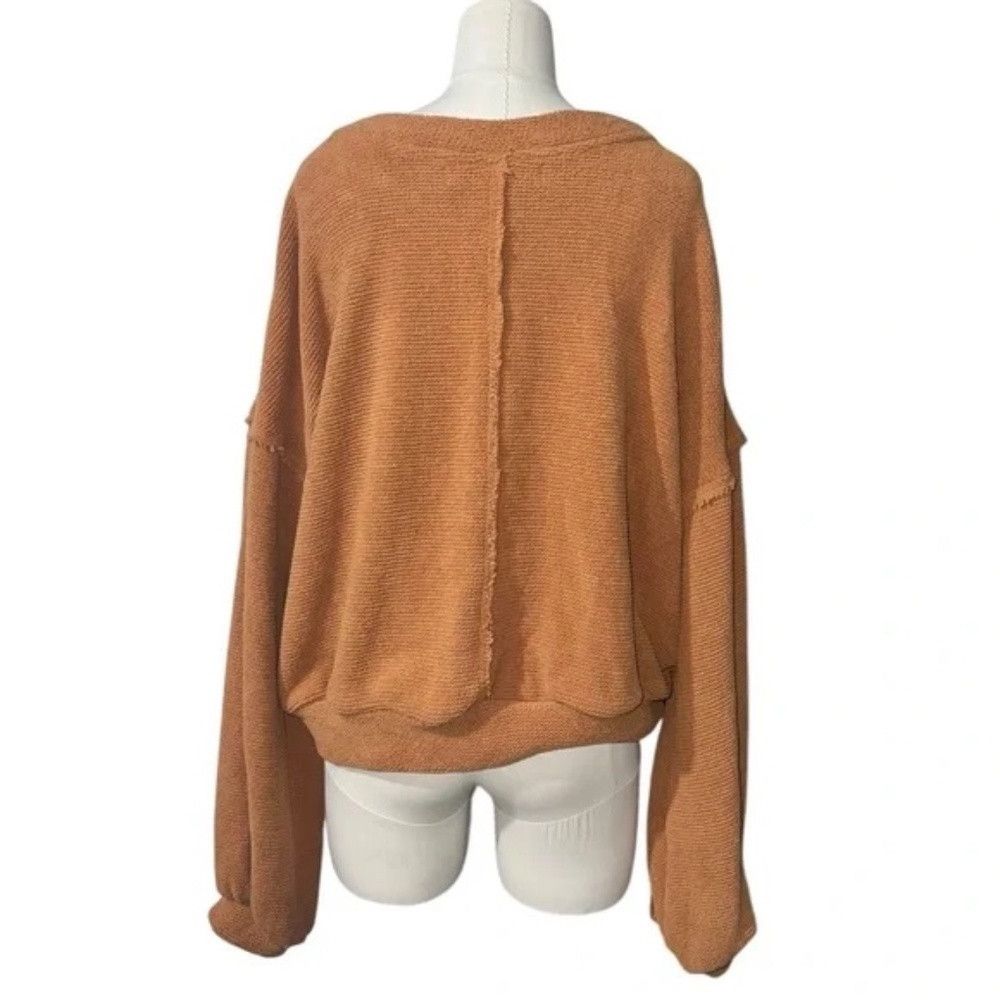 Free People Free people Beach Happy Pullover Rust Orange in Medium Sz Size M / US 6-8 / IT 42-44 - 2 Thumbnail