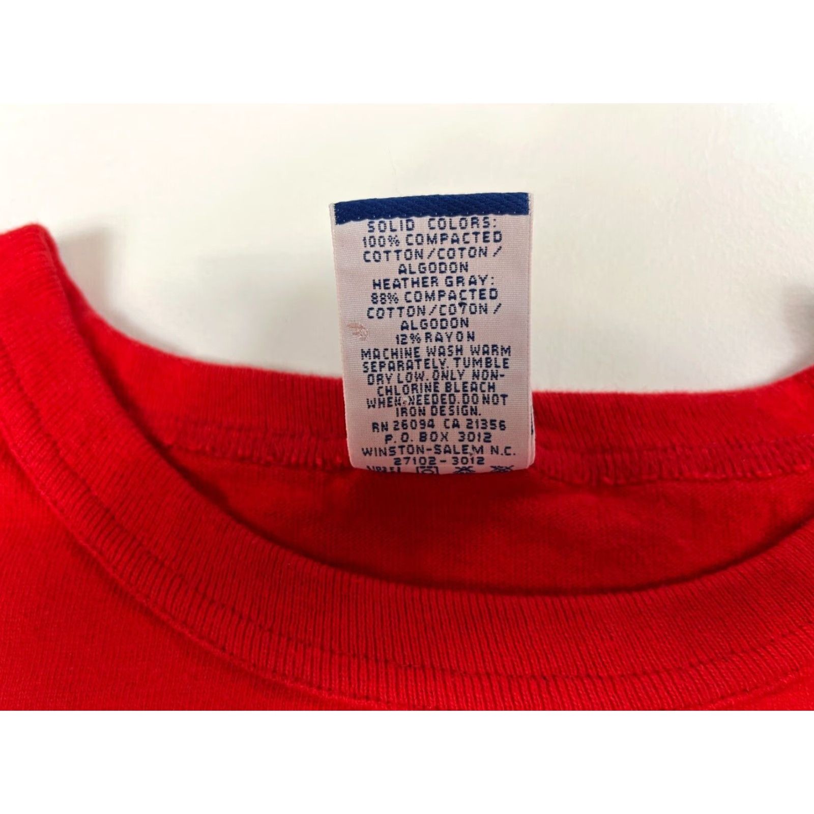 Champion VINTAGE Champion Chicago Bulls NBA T-Shirt Mens XXL Red 90s USA Cotton Short Sleeve Crew Neck Size US XXL / EU 58 / 5 - 5 Thumbnail