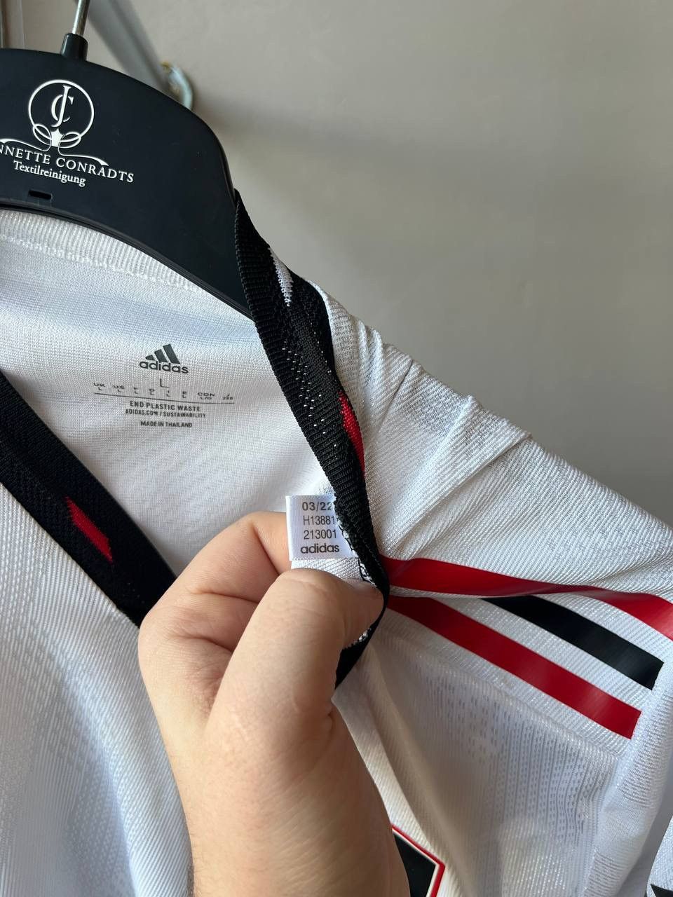 Adidas 2022/23 MANCHESTER UNITED AWAY SOCCER JERSEY FOOTBALL SHIRT Size US L / EU 52-54 / 3 - 9 Thumbnail