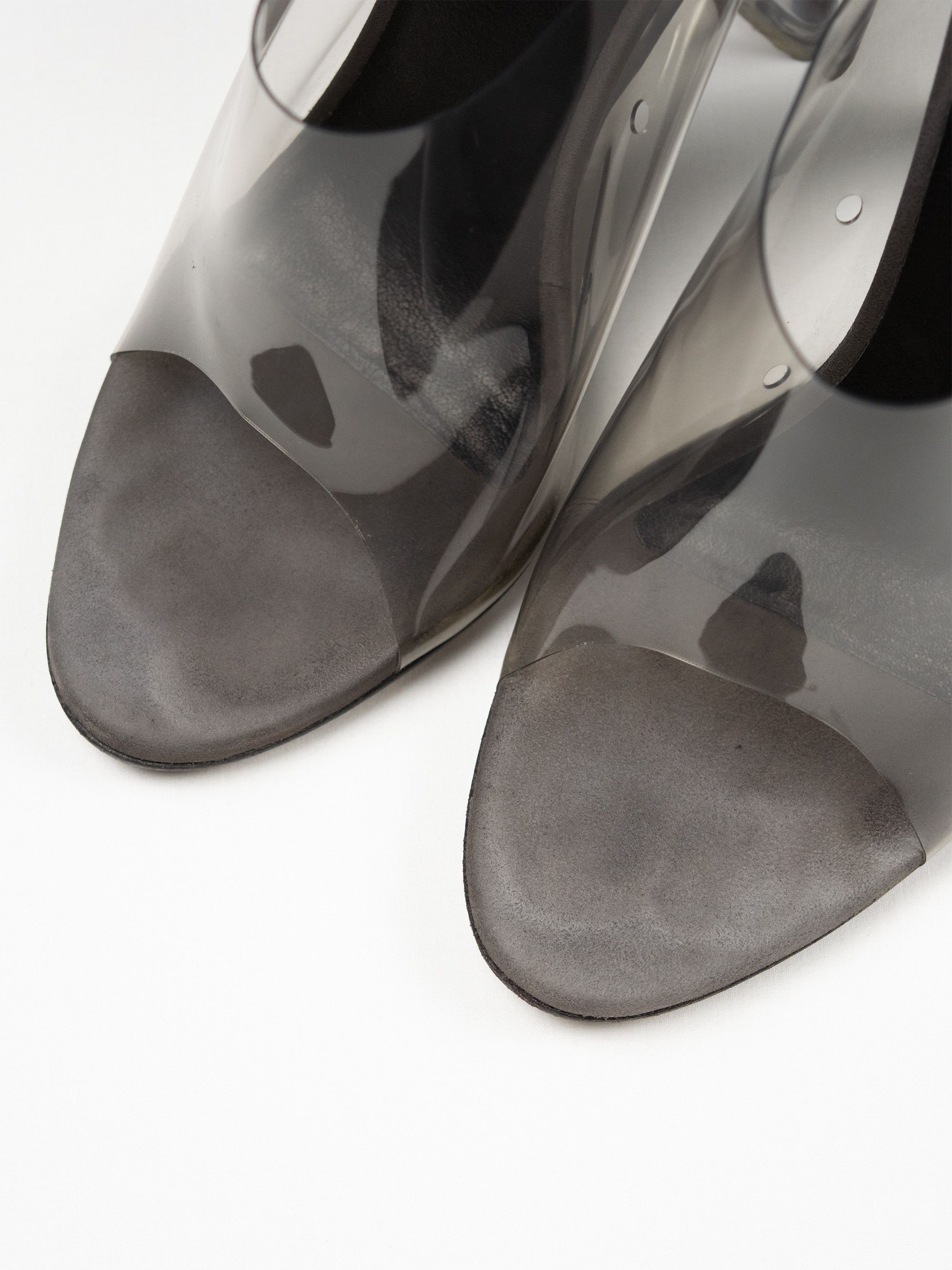 Yeezy YEEZY Season 6 (2018) - PVC Mules (Smoke) - size 37 Size US 7 / IT 37 - 7 Thumbnail