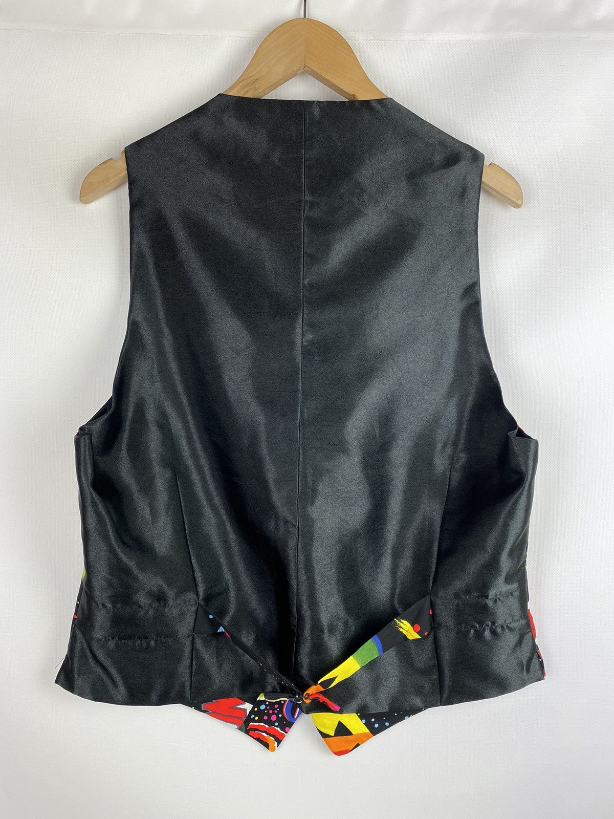 Planet Hollywood Planet Hollywood vintage overprinted art vest gilet Size US L / EU 52-54 / 3 - 11 Thumbnail