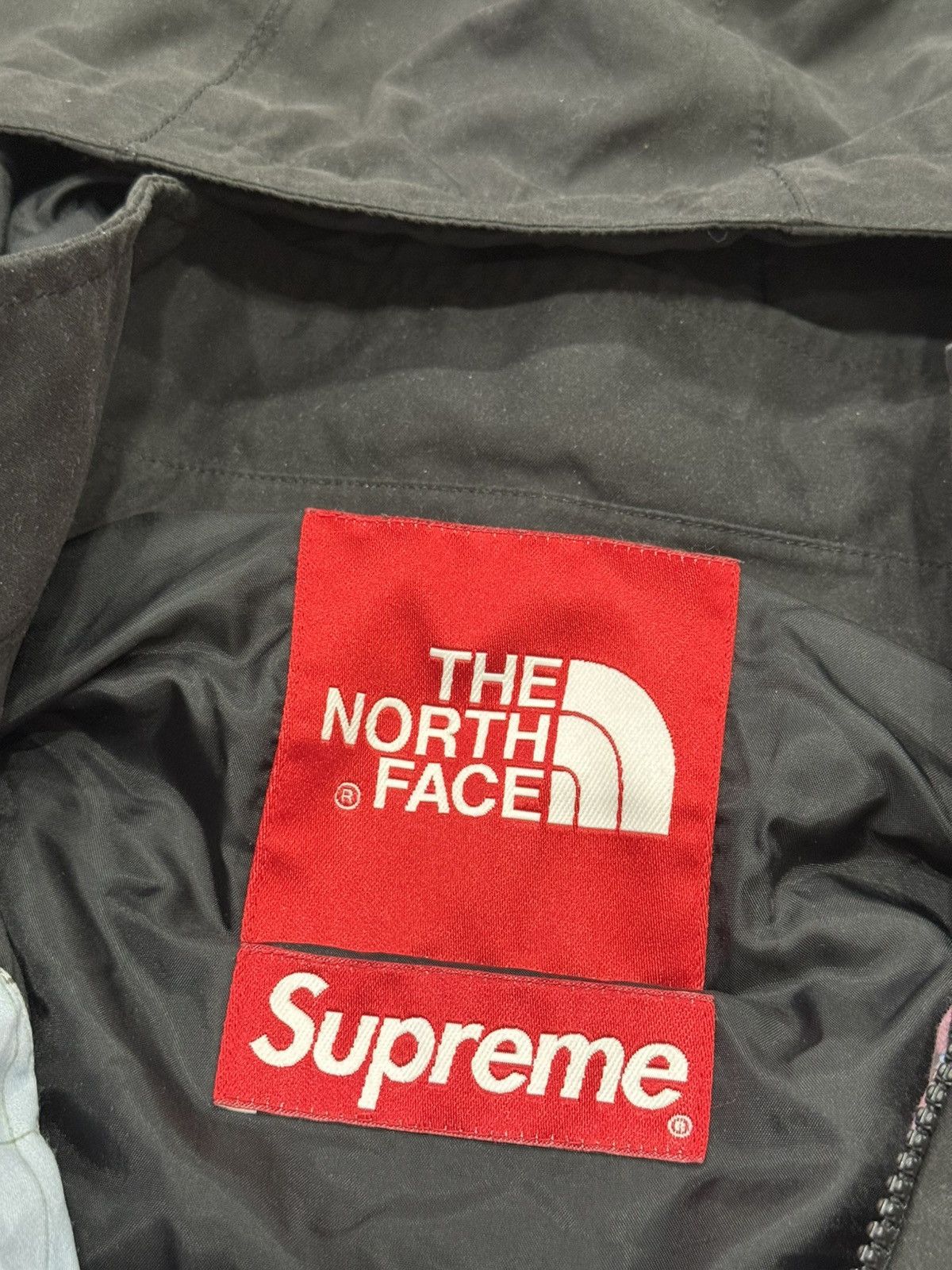 Supreme × The North Face Supreme/TNF Atlas World Map Expedition Mountain Jacket Size US L / EU 52-54 / 3 - 23 Thumbnail