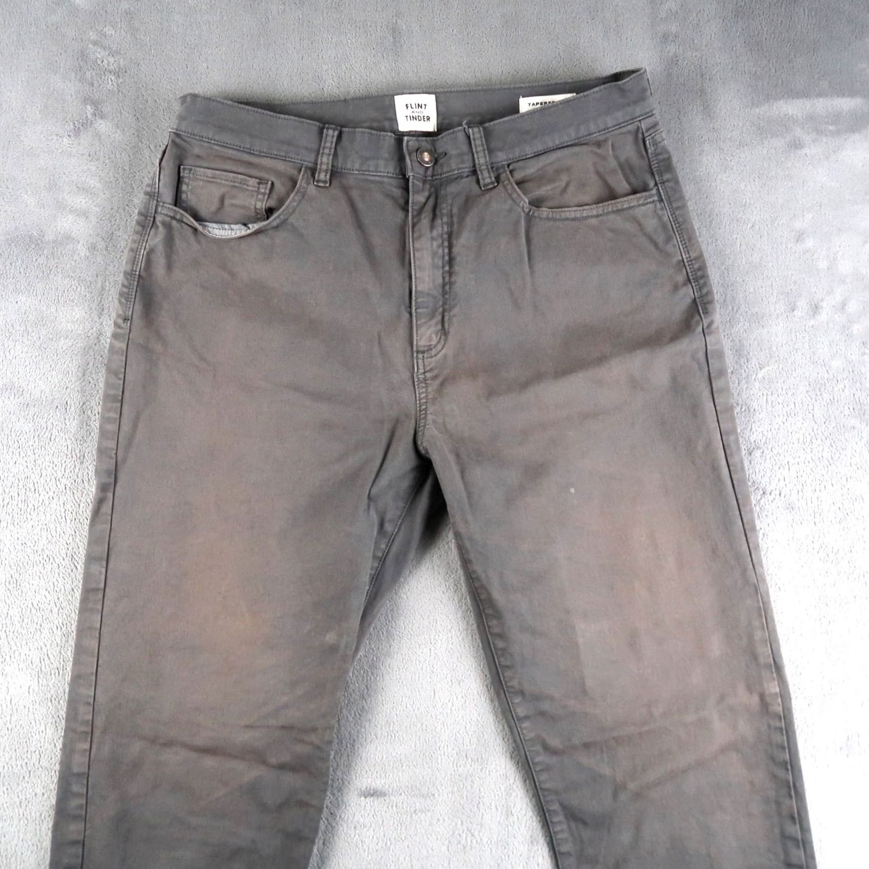Flint And Tinder Flint and Tinder Pants Mens 33x32 Gray Tapered Fit Jeans Huckberry Slim Casual 5-Pocket Logo Size US 33 - 3 Thumbnail