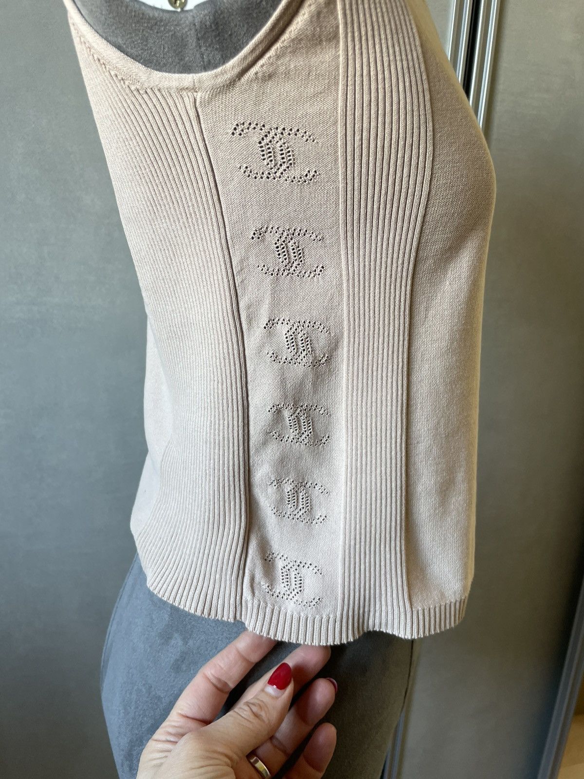 Chanel CHANEL TOP CC MONOGRAM Size S / US 4 / IT 40 - 5 Thumbnail