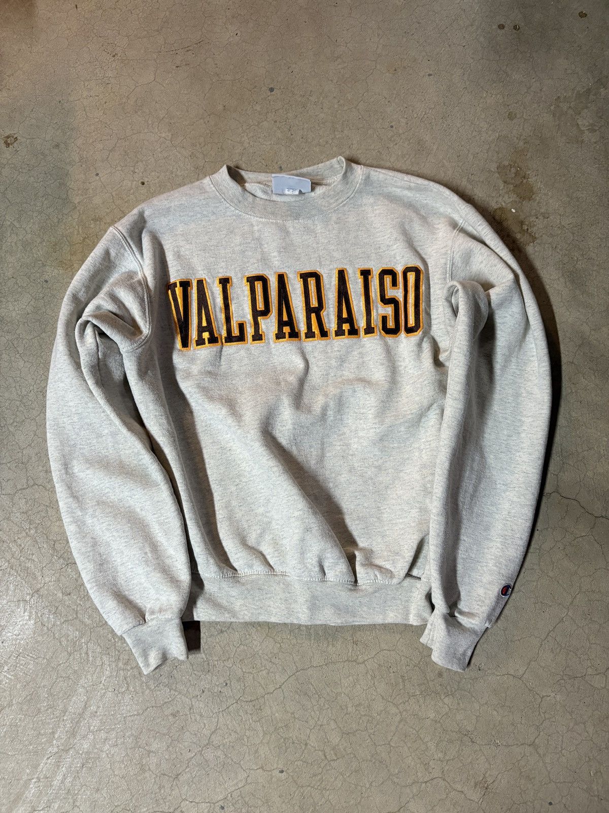 Champion VTG 00’s Champion Valparaiso Valpo Crewneck Sweatshirt Gray Size US S / EU 44-46 / 1 - 1 Thumbnail