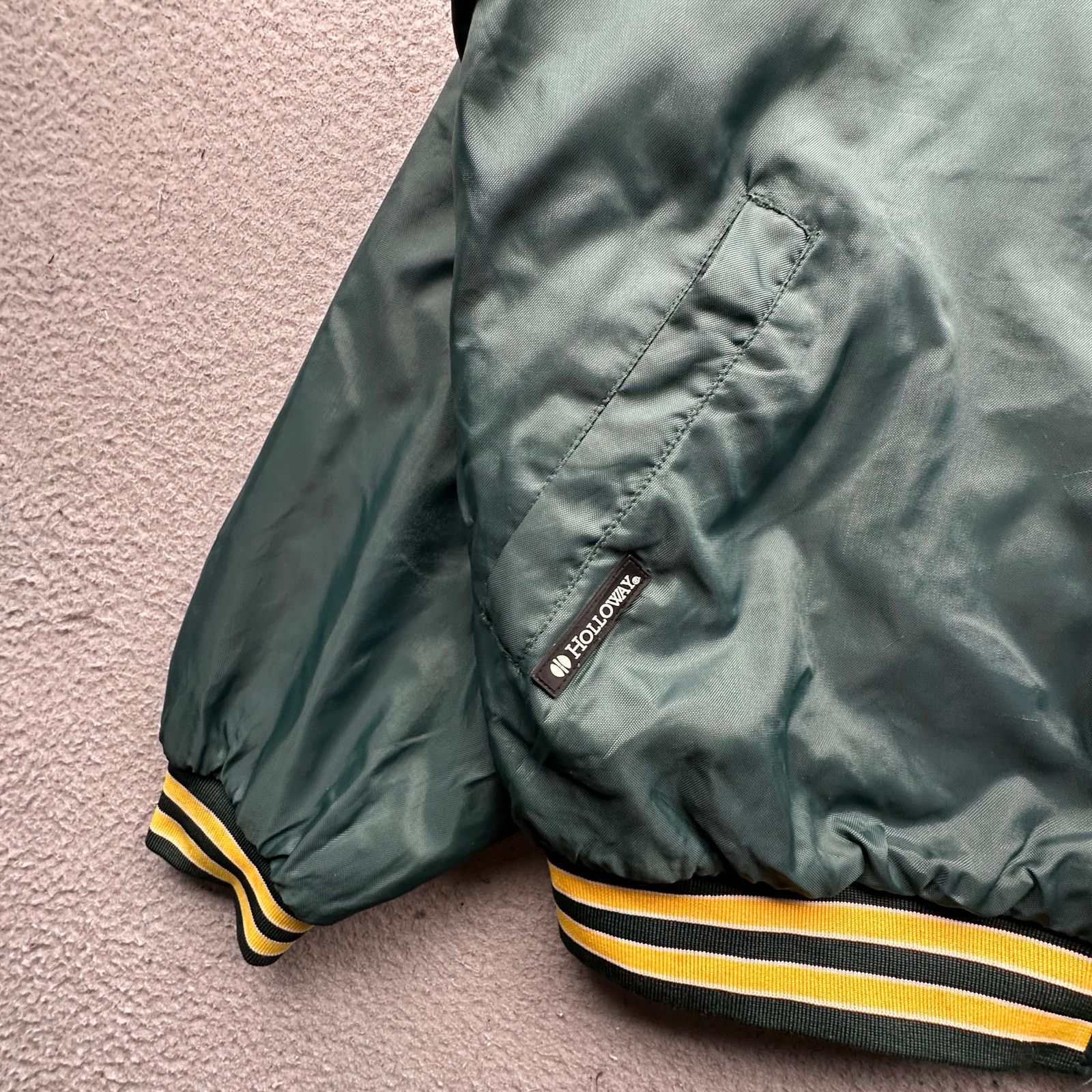Holloway Vintage Citizens Rifle & Revolver Club New Bomber Jacket XL Size US XL / EU 56 / 4 - 10 Thumbnail