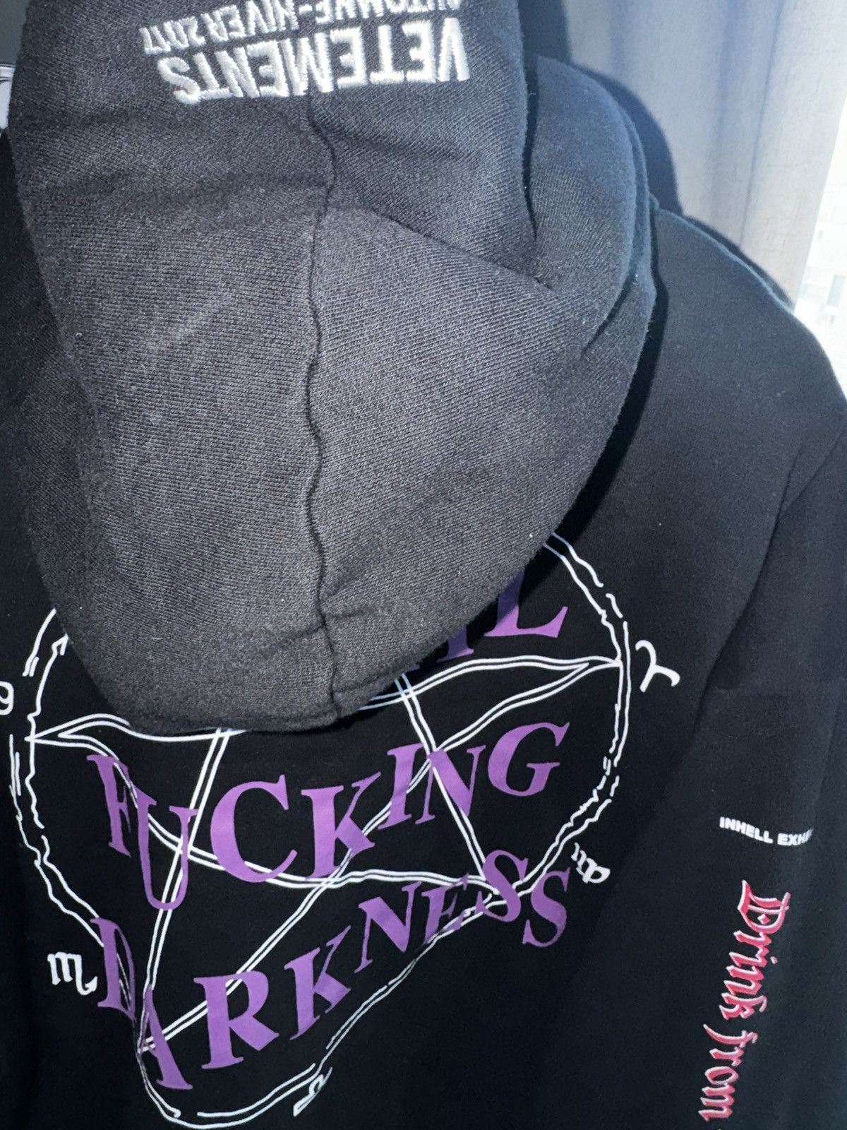 vetements aw16 reversible jacket total darkness 11” gun club