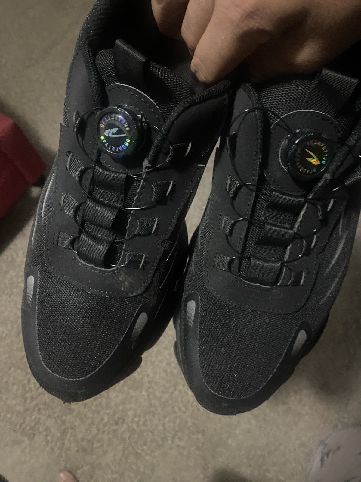 Black Safety Work Sneakers with Dial Closure