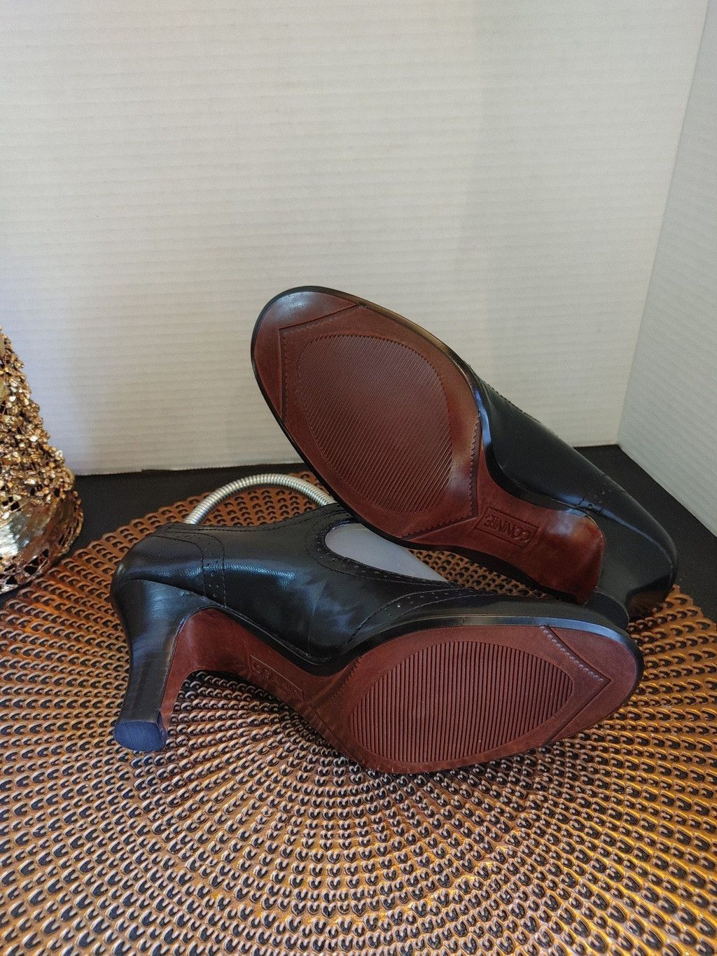 Corneliani Connie Garbo Heels Size 7.5M Size US 7.5 / IT 37.5 - 6 Thumbnail