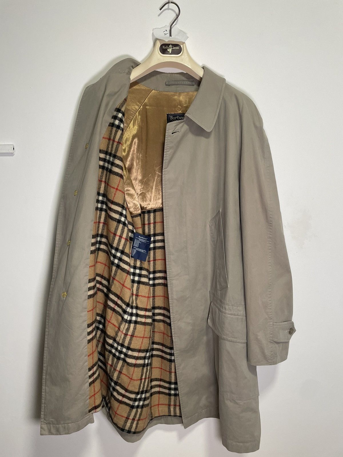 Burberry Burberry Trench Coat - vintage made in England Size M / US 6-8 / IT 42-44 - 1 Thumbnail