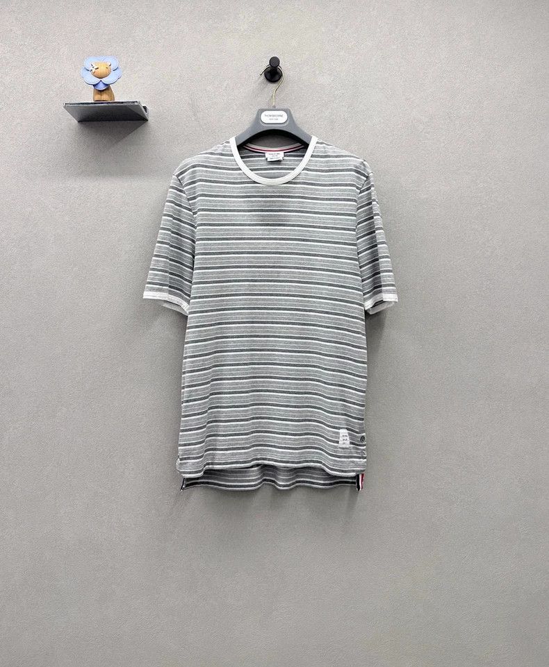 Thom Browne Thom Browne Gray striped short sleeves Size US M / EU 48-50 / 2 - 1 Thumbnail