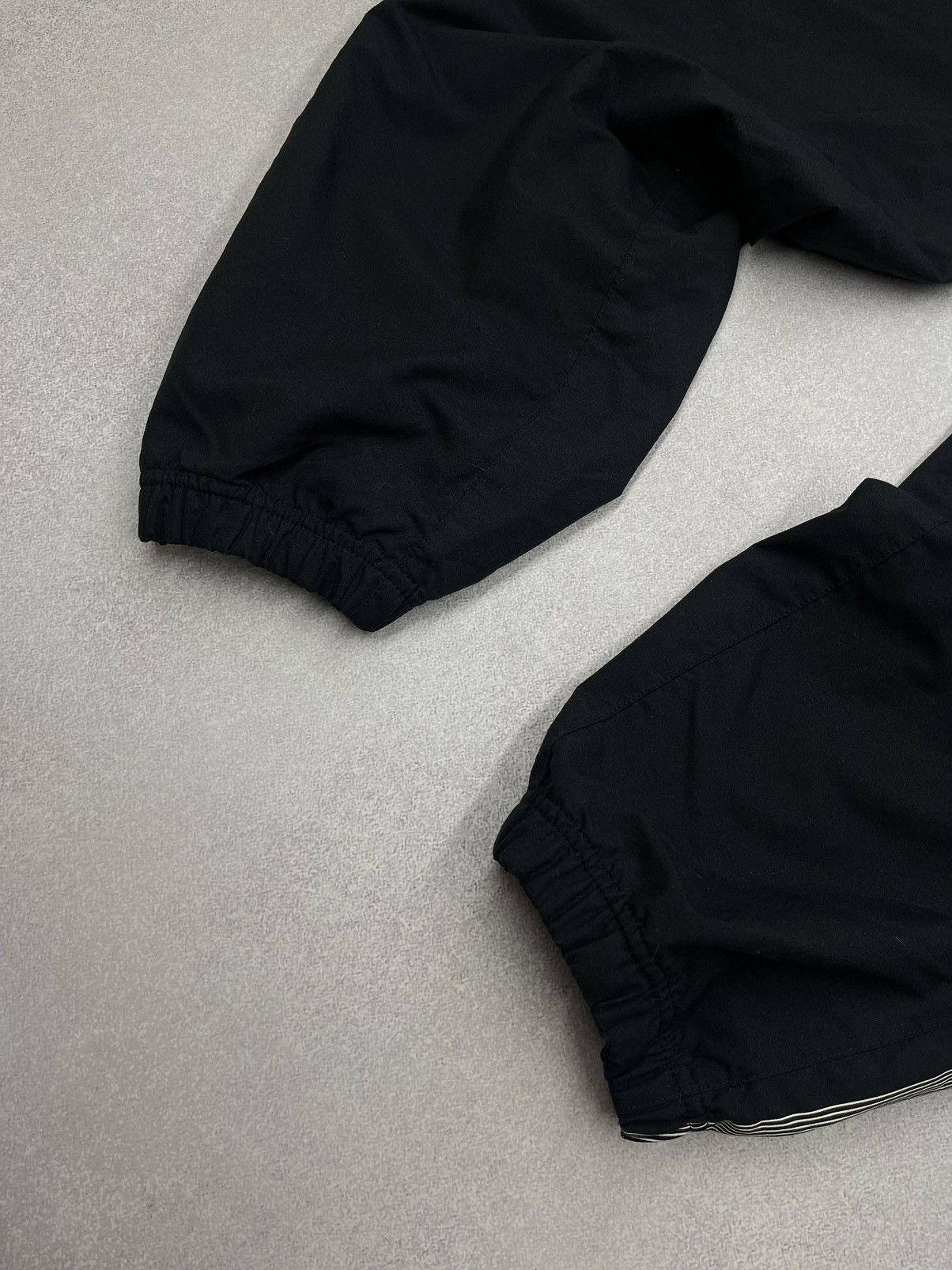 Nike Vintage Nike Nylon Black Sweatpants Double Big Logo Swoosh Size US 34 / EU 50 - 8 Thumbnail
