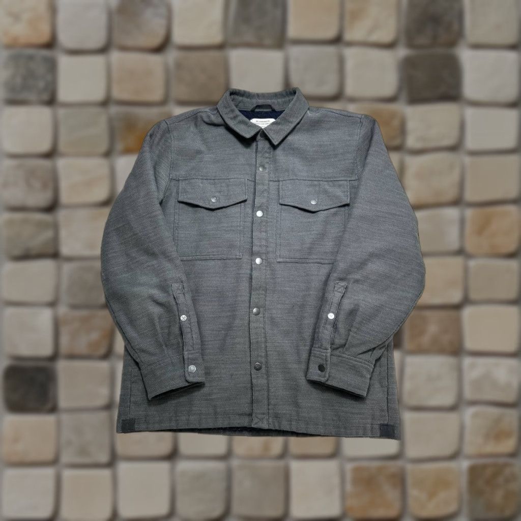 Vintage REI Shirt Jacket Mens Medium Gray Snap Button Windbreaker Outdoor Fall Winter Spring Jacket Modern Fit Size US M / EU 48-50 / 2 - 1 Thumbnail