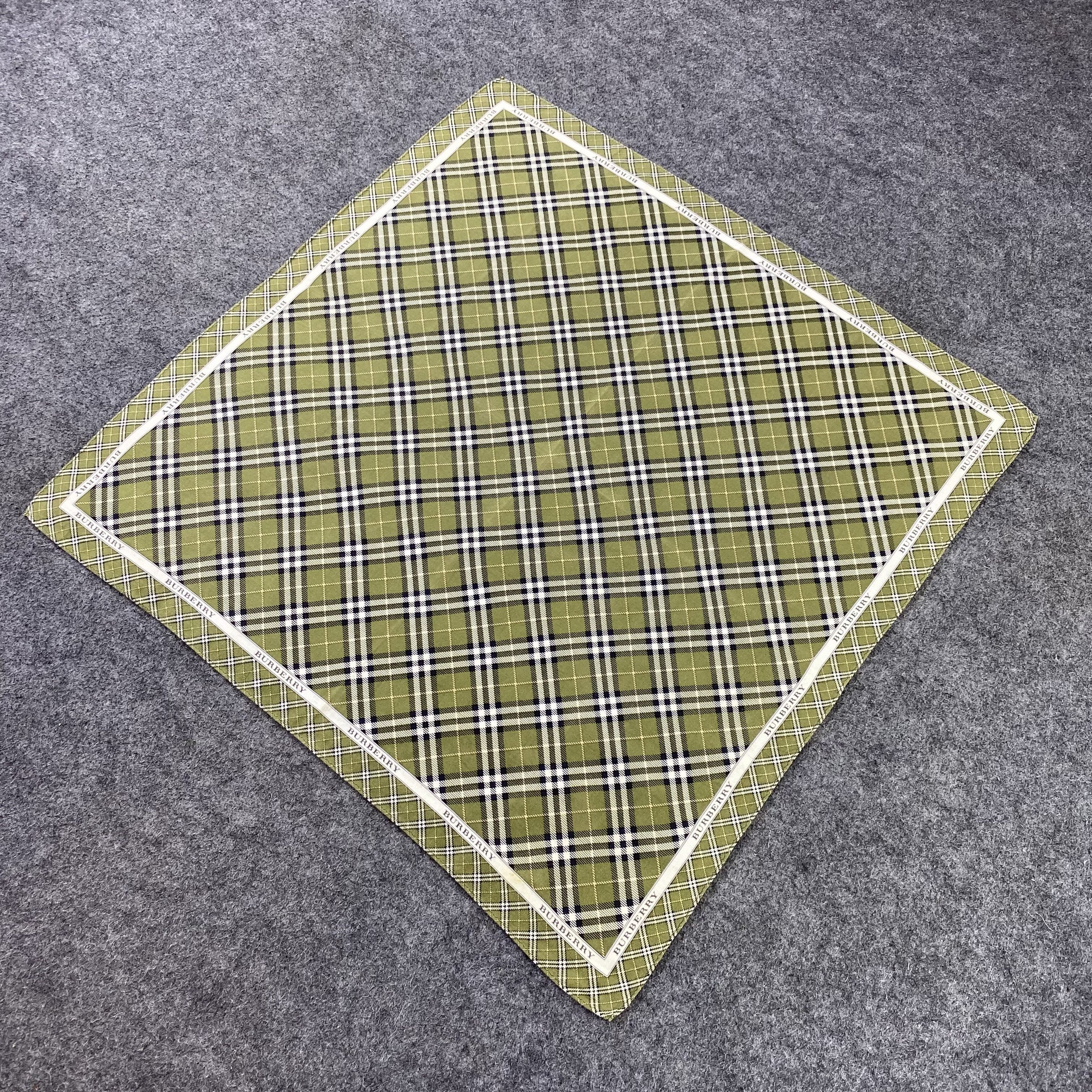 Burberry × Vintage Burberry Handkerchief / Bandana / Neckerchief-B1126 Size ONE SIZE - 4 Thumbnail