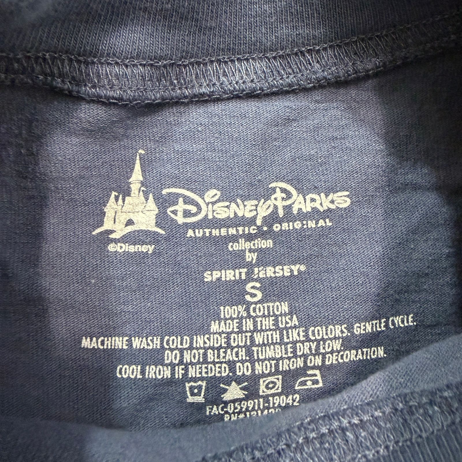 Disney Disney Disneyland Resort Spirt Jersey Shirt Size Small Blue Size US S / EU 44-46 / 1 - 4 Thumbnail