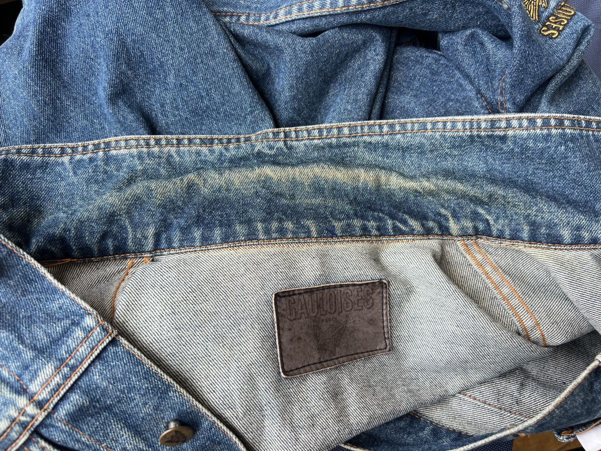 Vintage Vintage 90s Gauloises France Fade Muddy Denim Trucker Jacket Size US M / EU 48-50 / 2 - 23 Thumbnail