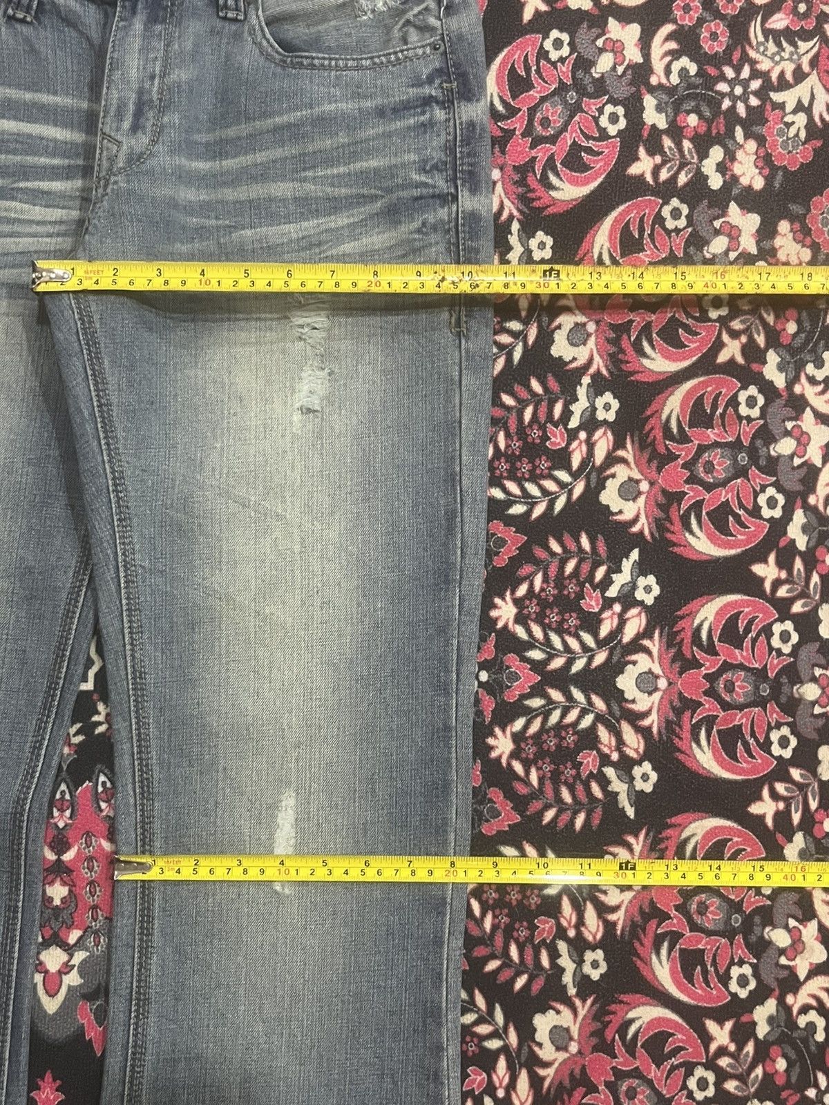 A$AP Rocky × Guess Vintage Guess Dark Grey Washed Whisker Distressed Flare Jean Size US 30 / EU 46 - 13 Thumbnail