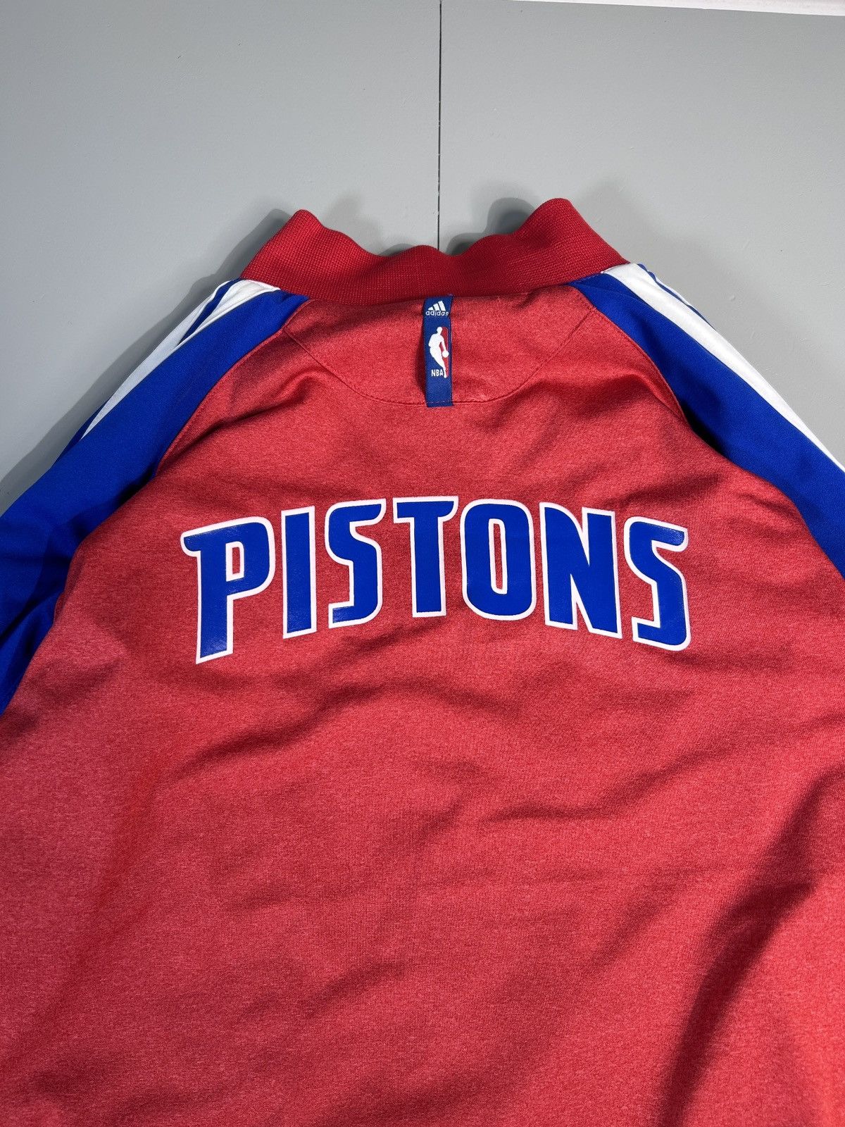 Adidas × NBA × Vintage Adidas Detroit Pistons NBA Pull Over Double Sides Jacket S Size US S / EU 44-46 / 1 - 6 Thumbnail