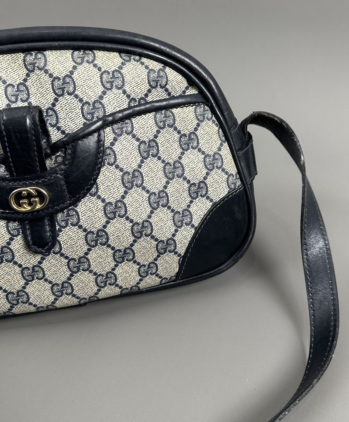 Gucci Gucci - Vintage GG Monogram Supreme Pattern - Coated - Navy Size ONE SIZE - 3 Thumbnail