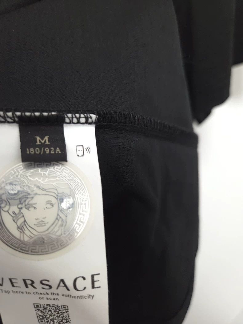 Versace Versace Heavy embroidered sequins with short sleeves Size US M / EU 48-50 / 2 - 8 Thumbnail