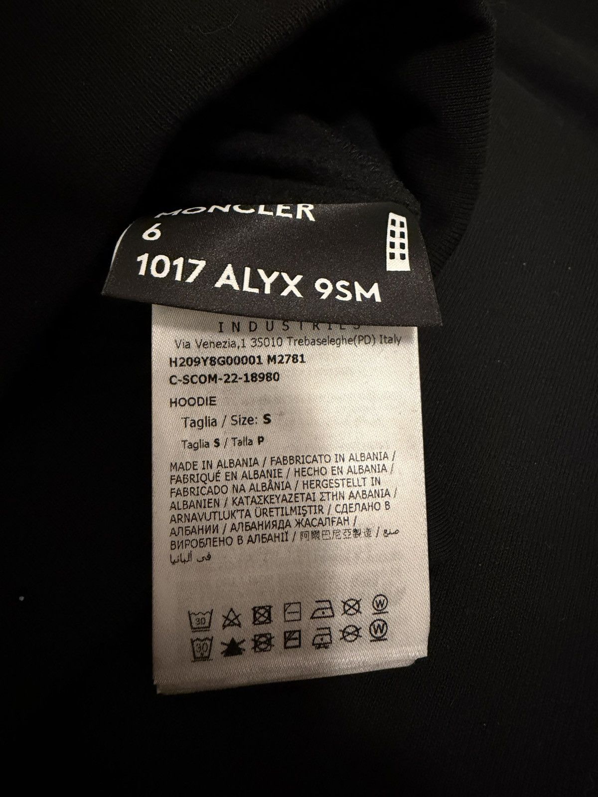 1017 ALYX 9SM × Moncler The Moncler Genius x 1017 ALYX 9SM Logo Print Hoodie Size US S / EU 44-46 / 1 - 5 Thumbnail