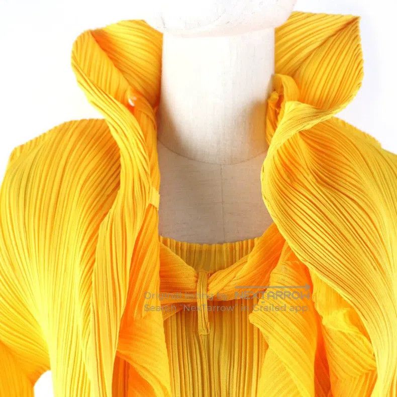 Issey Miyake Issey Miyake Yellow Coat Size M / US 6-8 / IT 42-44 - 5 Thumbnail