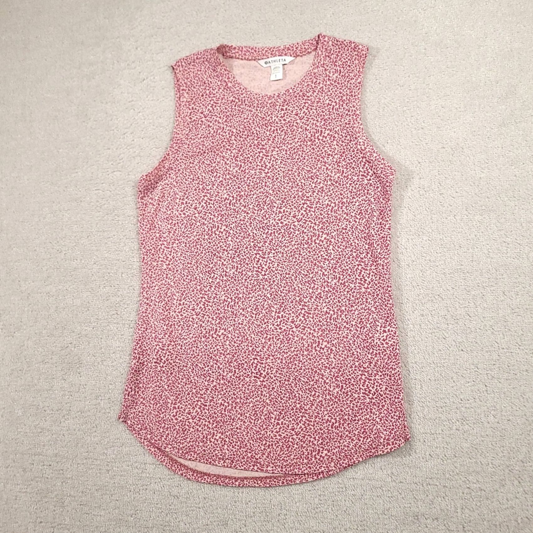 Athleta Athleta Tank Top Womens Small Pink Cheetah Print Sleeveless Crew Neck Short Size S / US 4 / IT 40 - 2 Thumbnail
