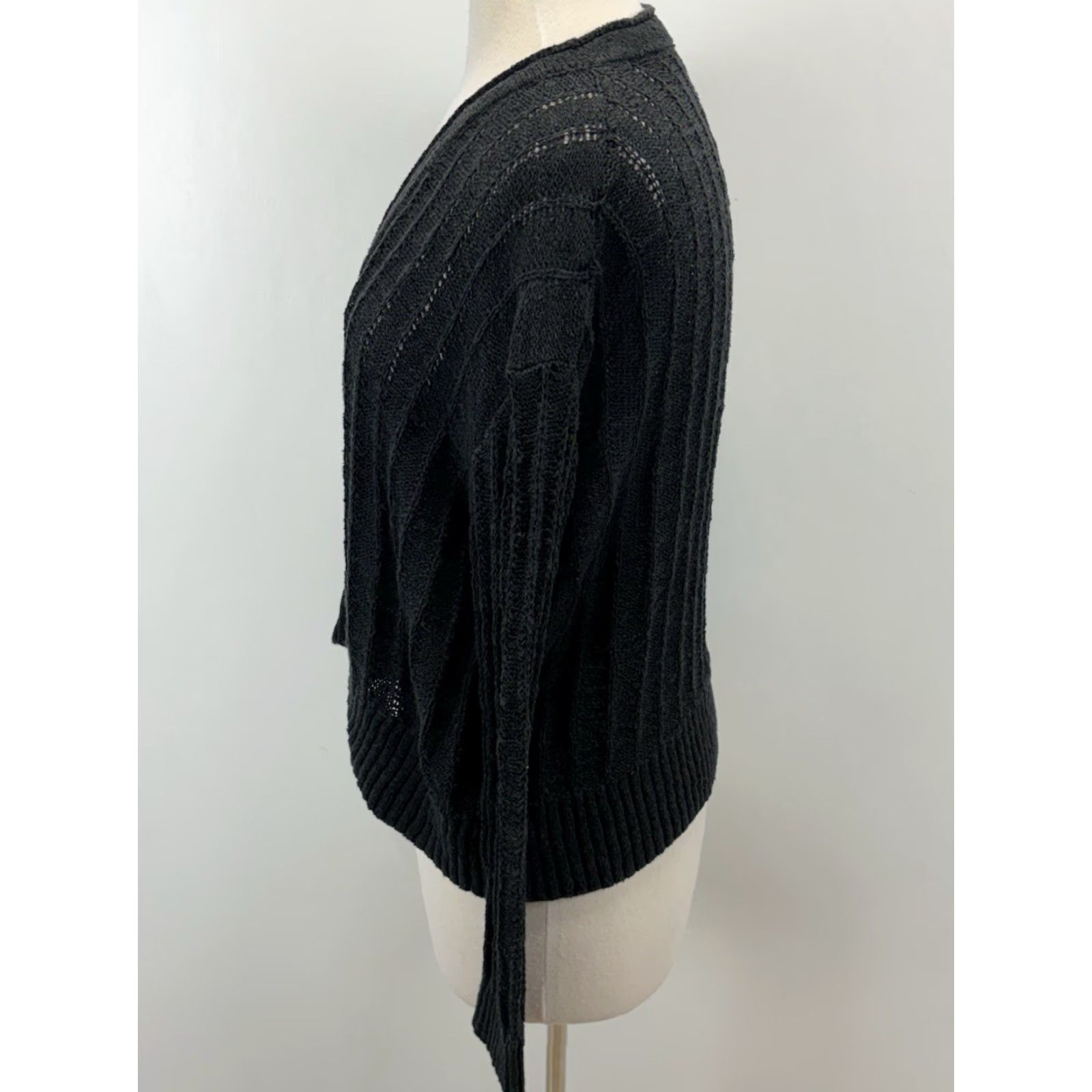 J.Crew VINTAGE J.CREW Point Sur Textured Vneck Sweater Women’s M Black Vneck Slouchy Granny Core Women Size M / US 6-8 / IT 42-44 - 2 Thumbnail