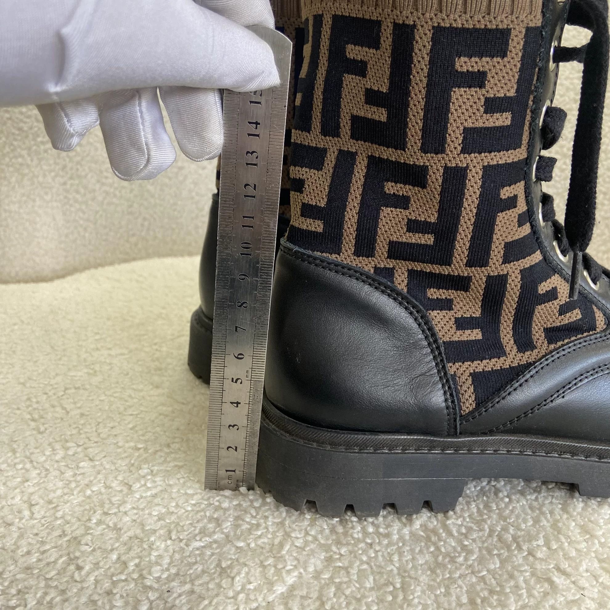 Fendi Fendi knit FF leather panel low-top boots 36 0073 Size US 5.5 / IT 35.5 - 9 Thumbnail
