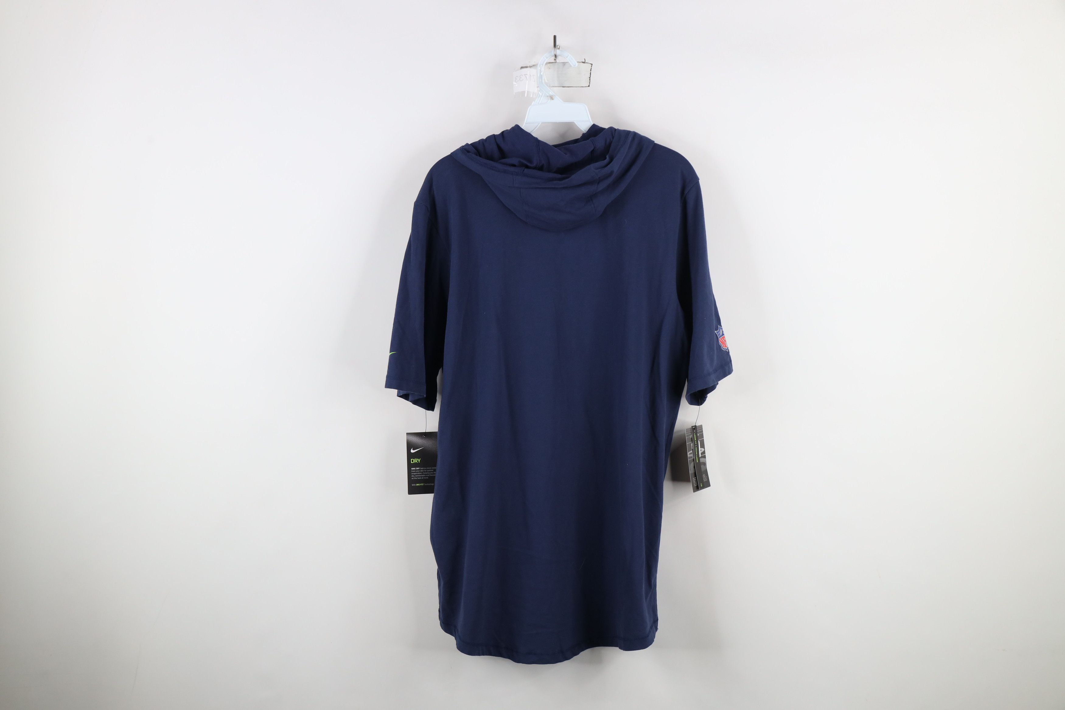 Nike × Vintage New Nike On Field Seahawks Football Hoodie Hooded T-Shirt Size US M / EU 48-50 / 2 - 14 Thumbnail