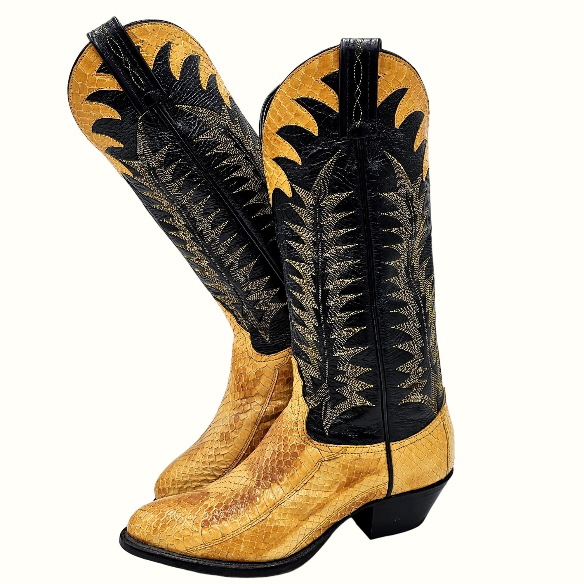 Tony Lama Vintage Tony Lama Exotic Yellow Black Python Snake Cowgirl 5 Size US 5 / IT 35 - 14 Thumbnail